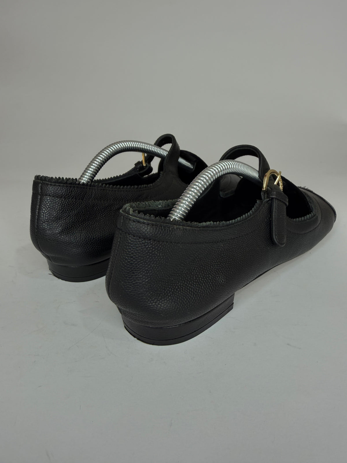 CHANEL
Lambskin Mary Jane Flats Black Size 37 EU