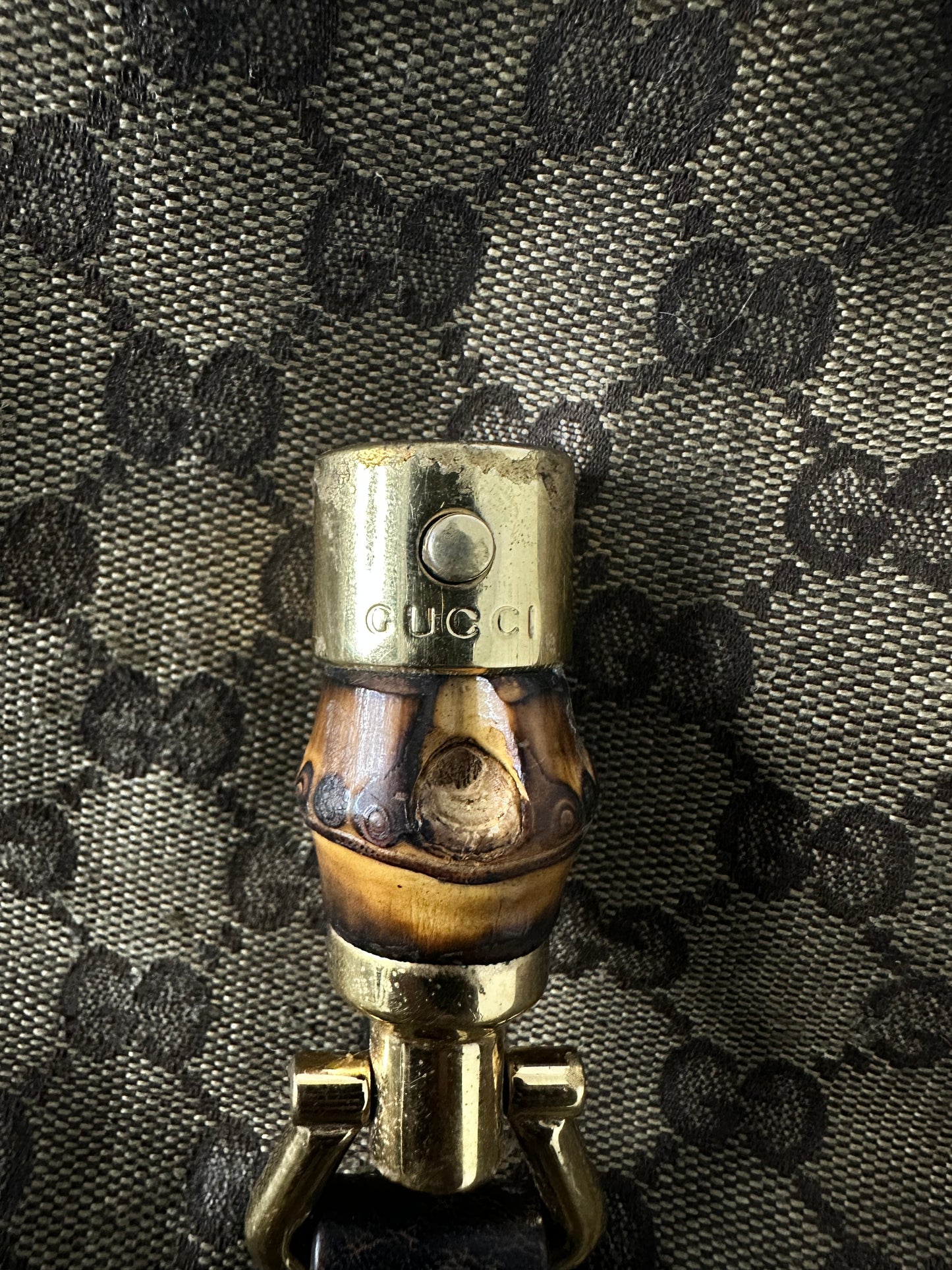 GUCCI
Beige/Ebony GG Coated Canvas New Jackie Large Shoulder Bag