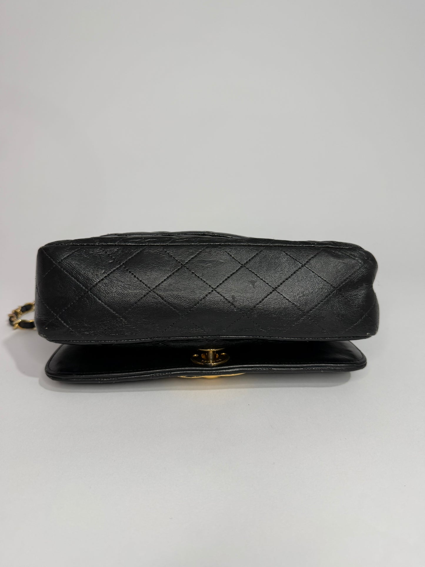 Chanel Classic Full Flap shoulder bag in black quilted lambskin leather, GHW