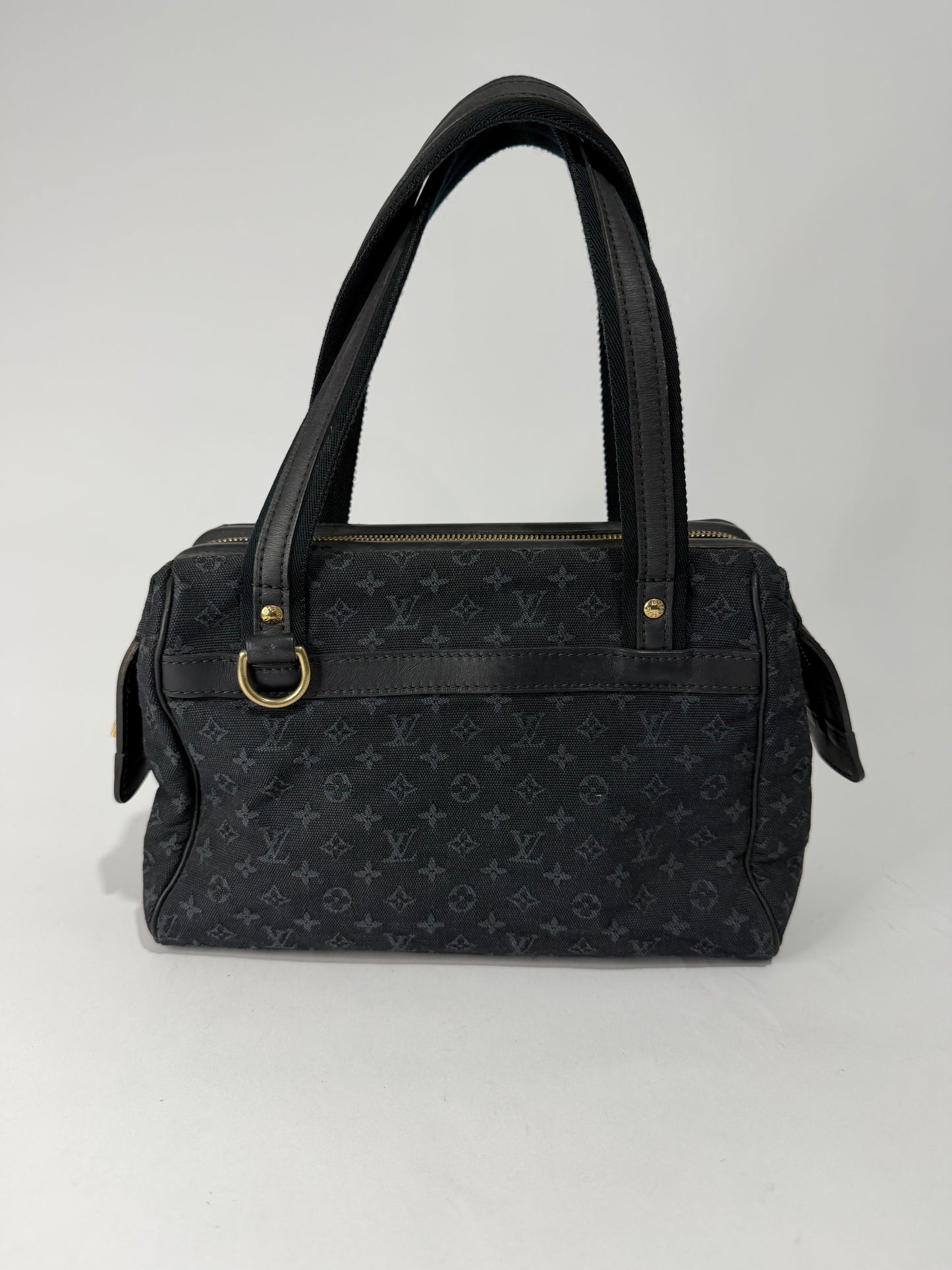 LOUIS VUITTON
Navy Blue Mini Lin Canvas Josephine PM Bag