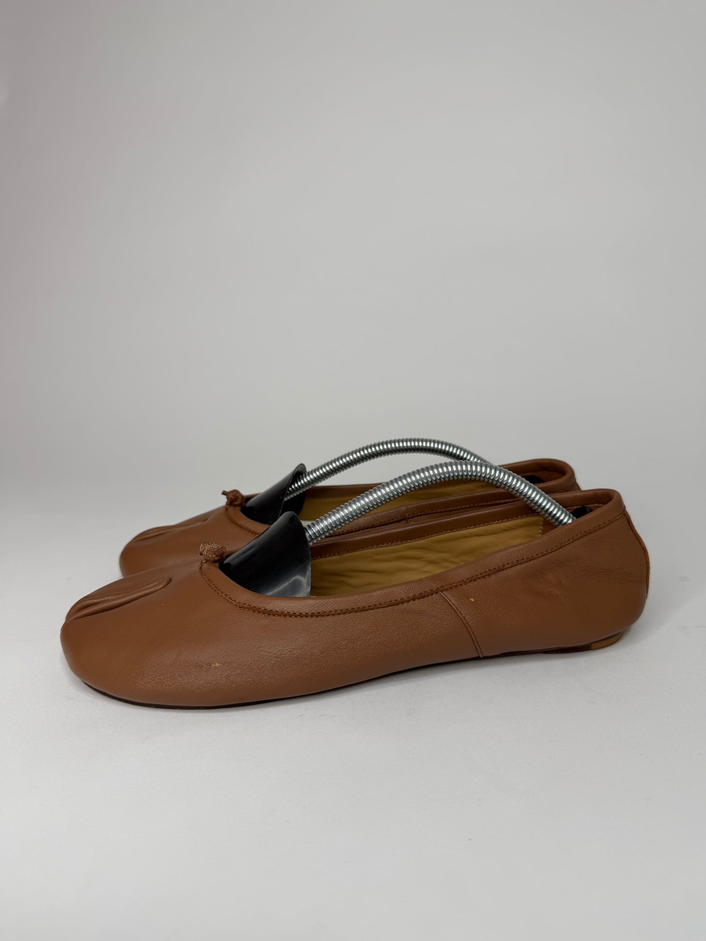 Maison Margiela Tabi Ballet Flats Brown Leather Split-Toe EU 38