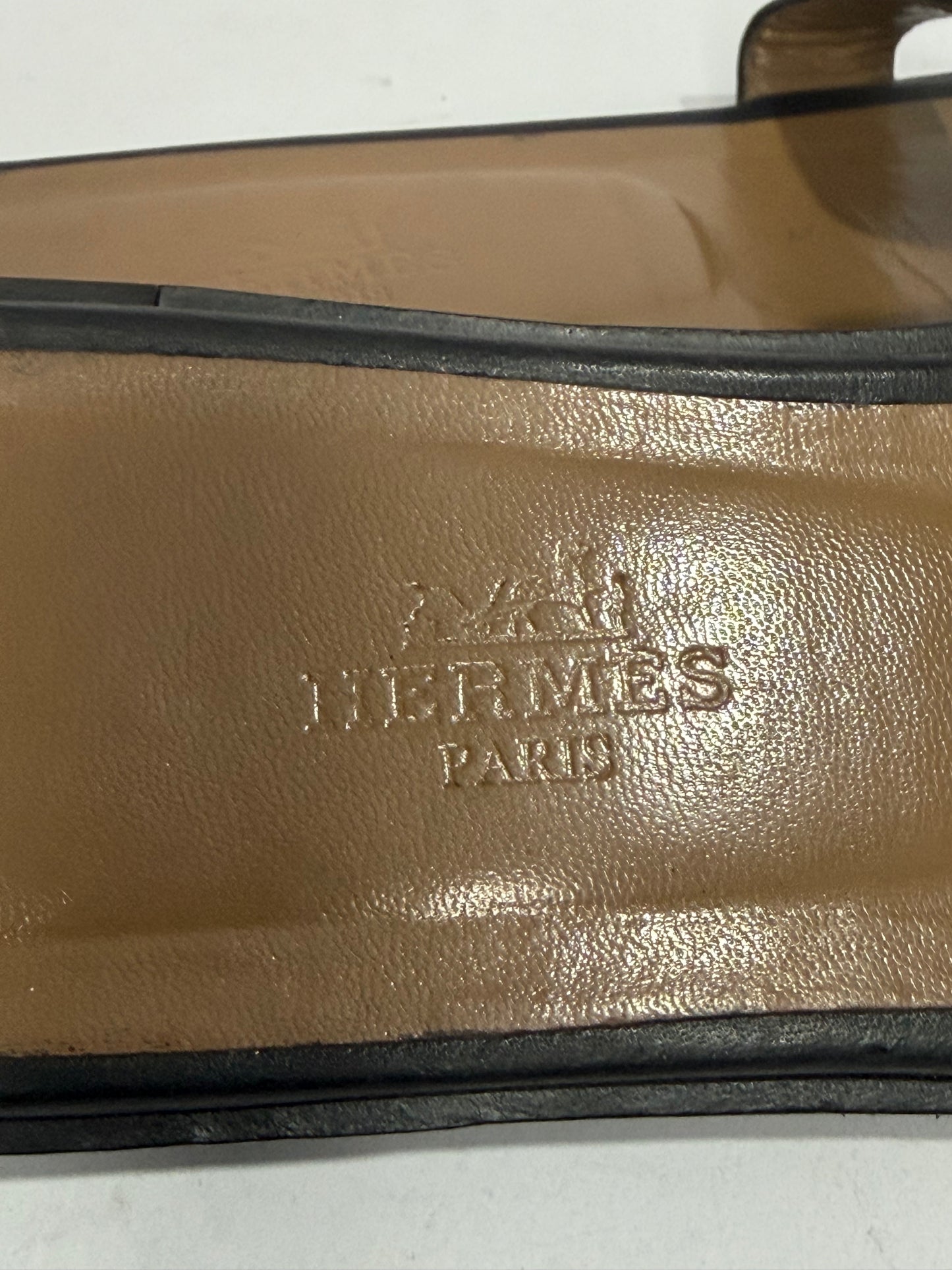 HERMES Black Box Calfskin Oran Sandals 37.5 EU/ 7.5 US / 4.5 UK