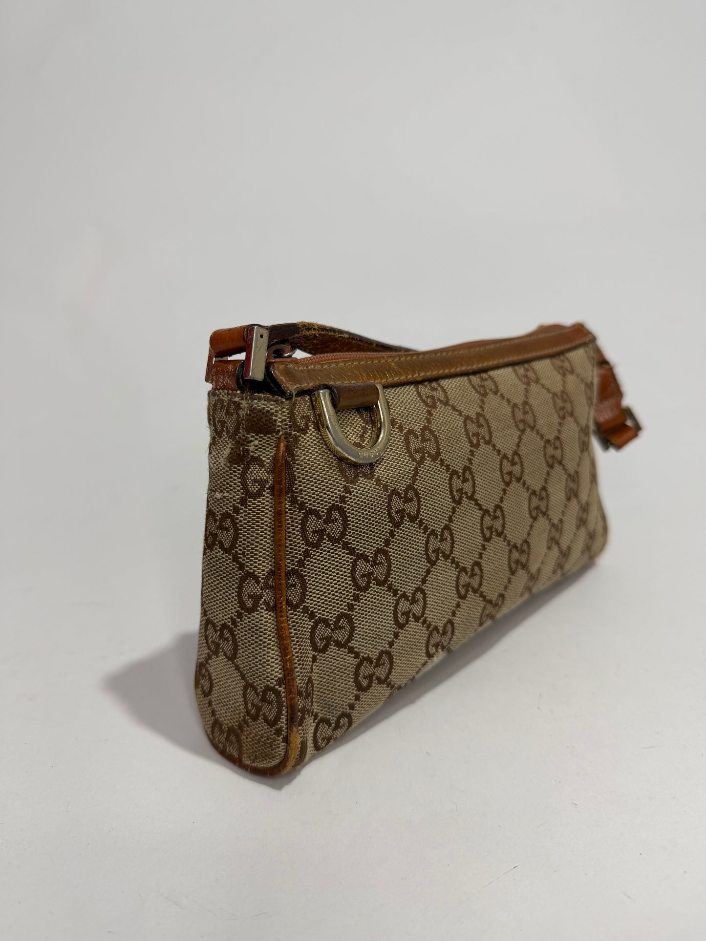 GUCCI ABBEY D-RING POCHETTE