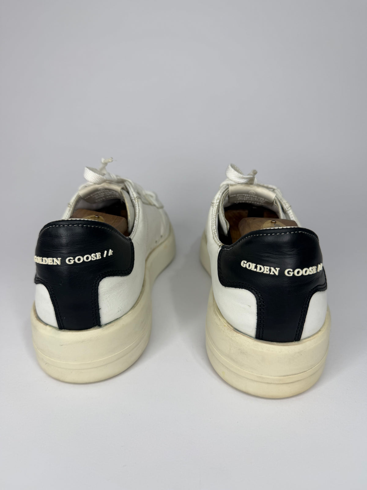 Golden Goose PureStar Size 43 White/Black Leather Low Top Sneakers