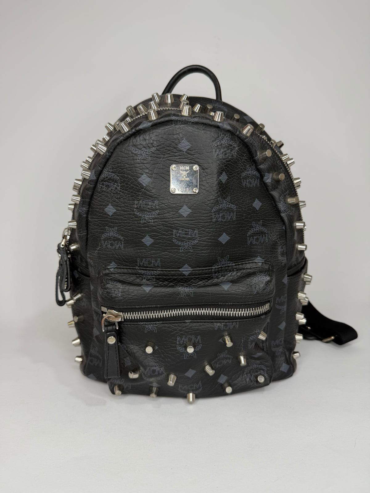 MCM
Visetos Medium Sprinkle Stud Stark Backpack Black