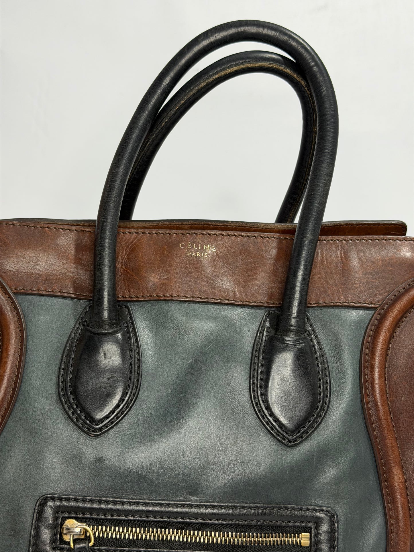 CELINE
Tri-Color Calfskin Leather Large Luggage Tote Bag