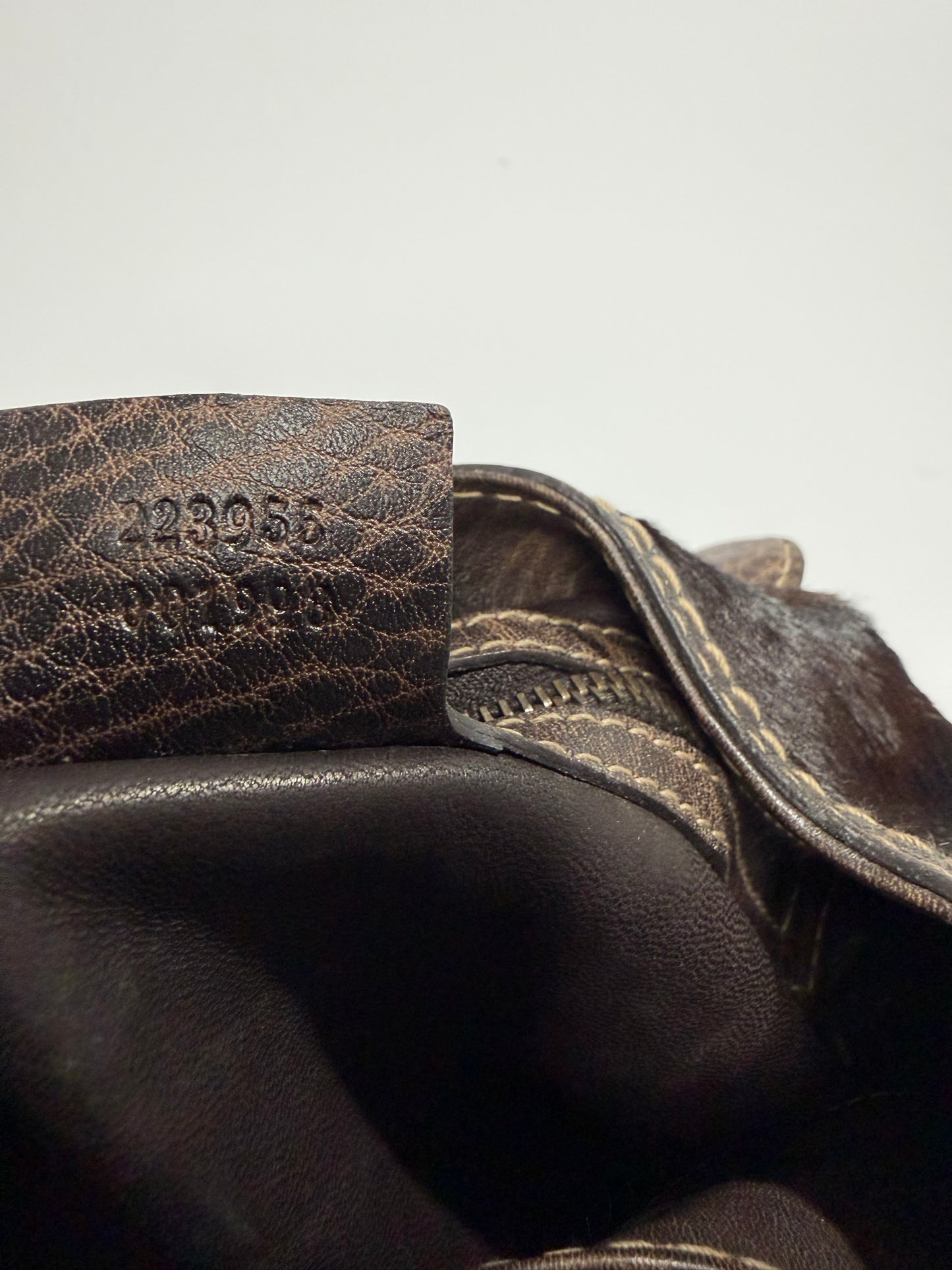 GUCCI
Dark Brown Porny hair Pelham Large Shoulder Bag