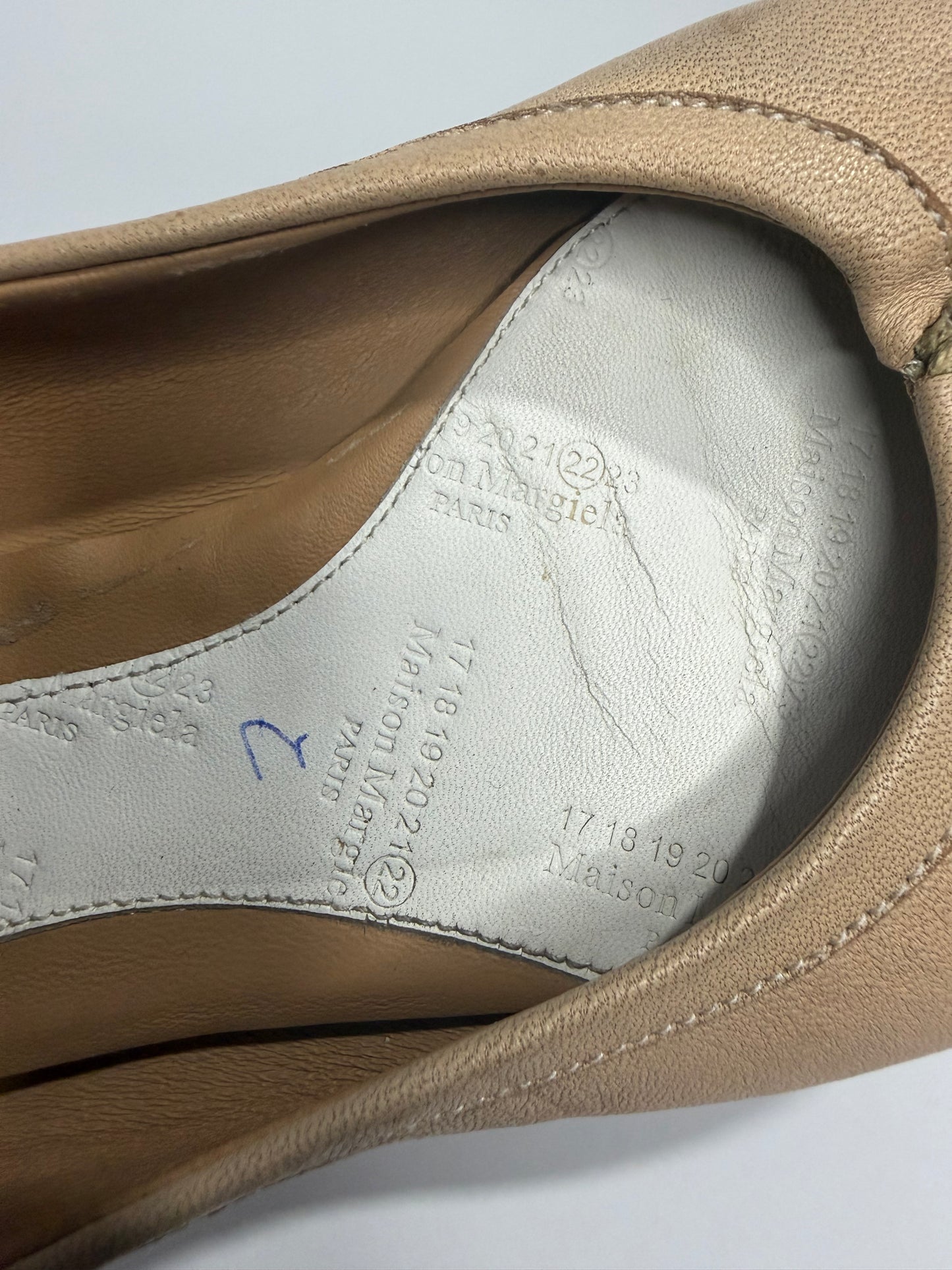 Maison Margiela Tabi Ballet Flats Beige Leather Split-Toe EU 38