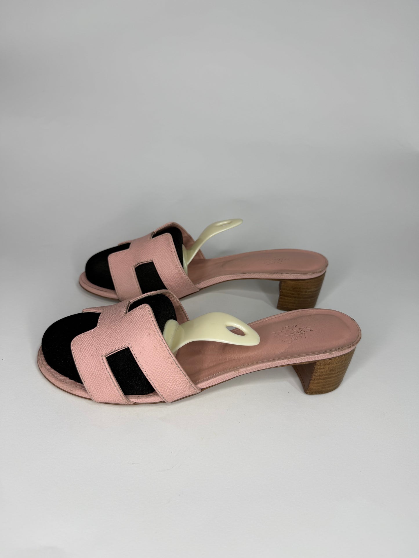 Hermes Pink Leather Oasis Slide Sandals Size 39  EU/ 9 US/ 6 UK