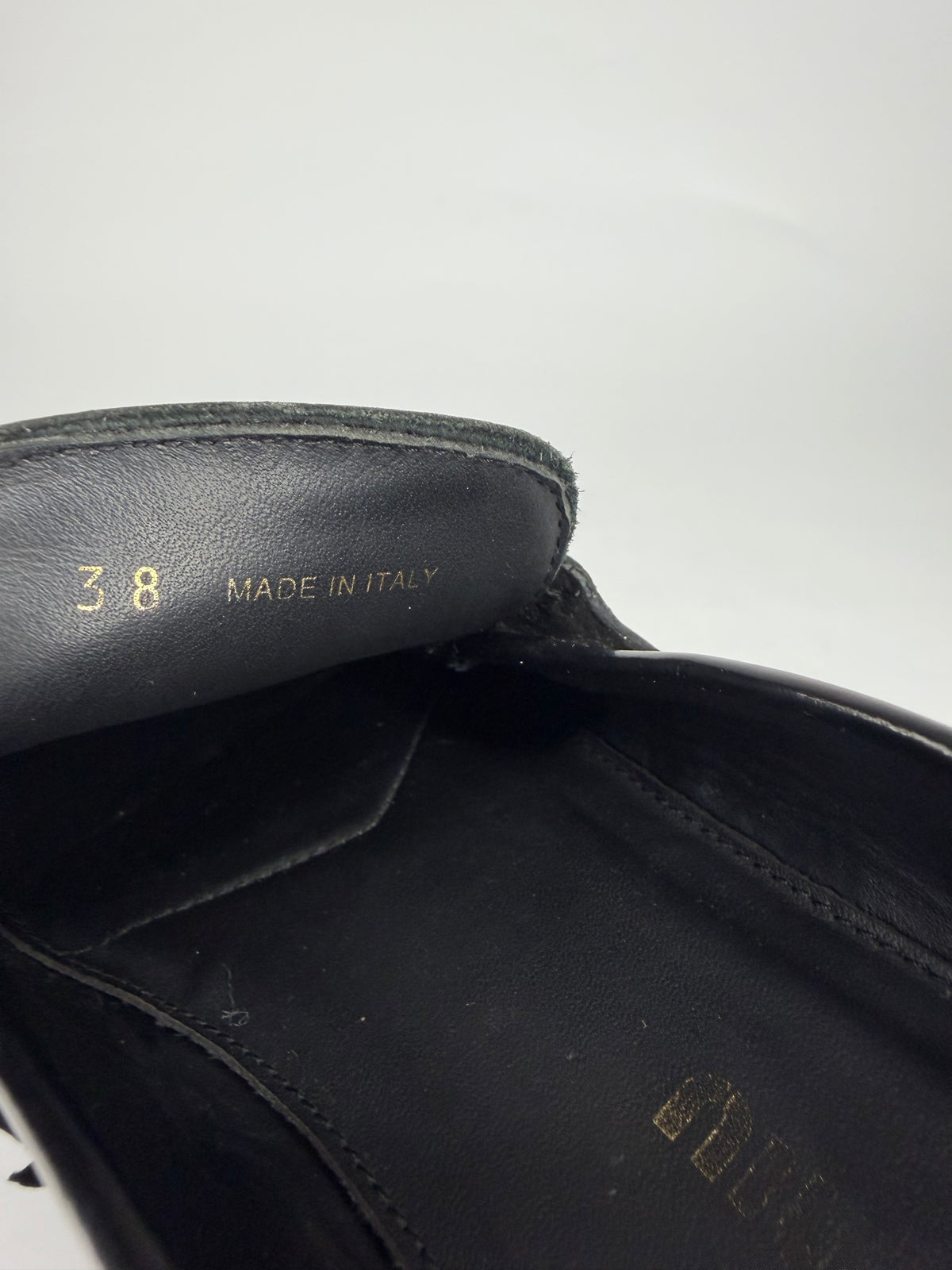Miu Miu
Black Leather Penny Loafers
Women's Size: 8 US | IT 38