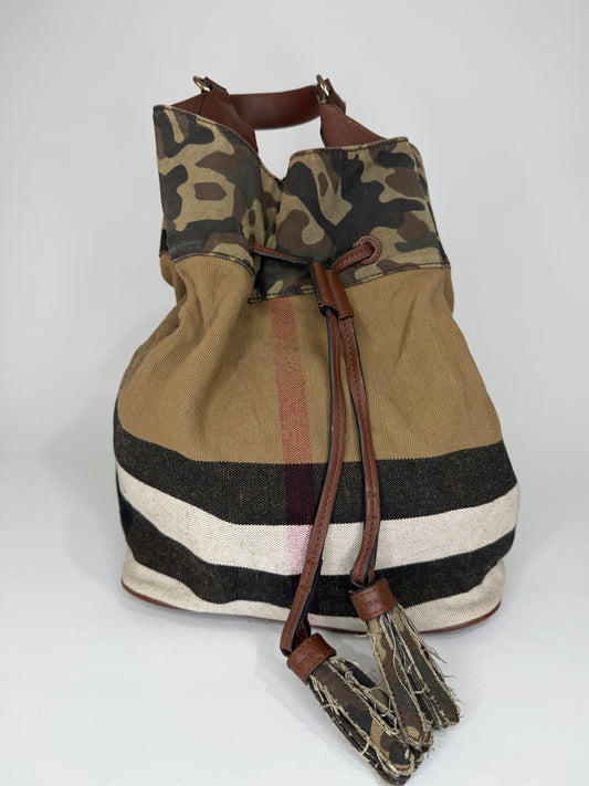 Burberry
Exploded Check Bucket Bag