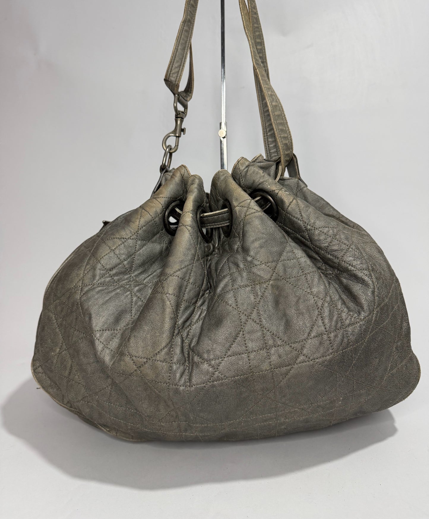 CHRISTIAN DIOR
Silver Cannage Quilted Leather Drawstring Tote Bag