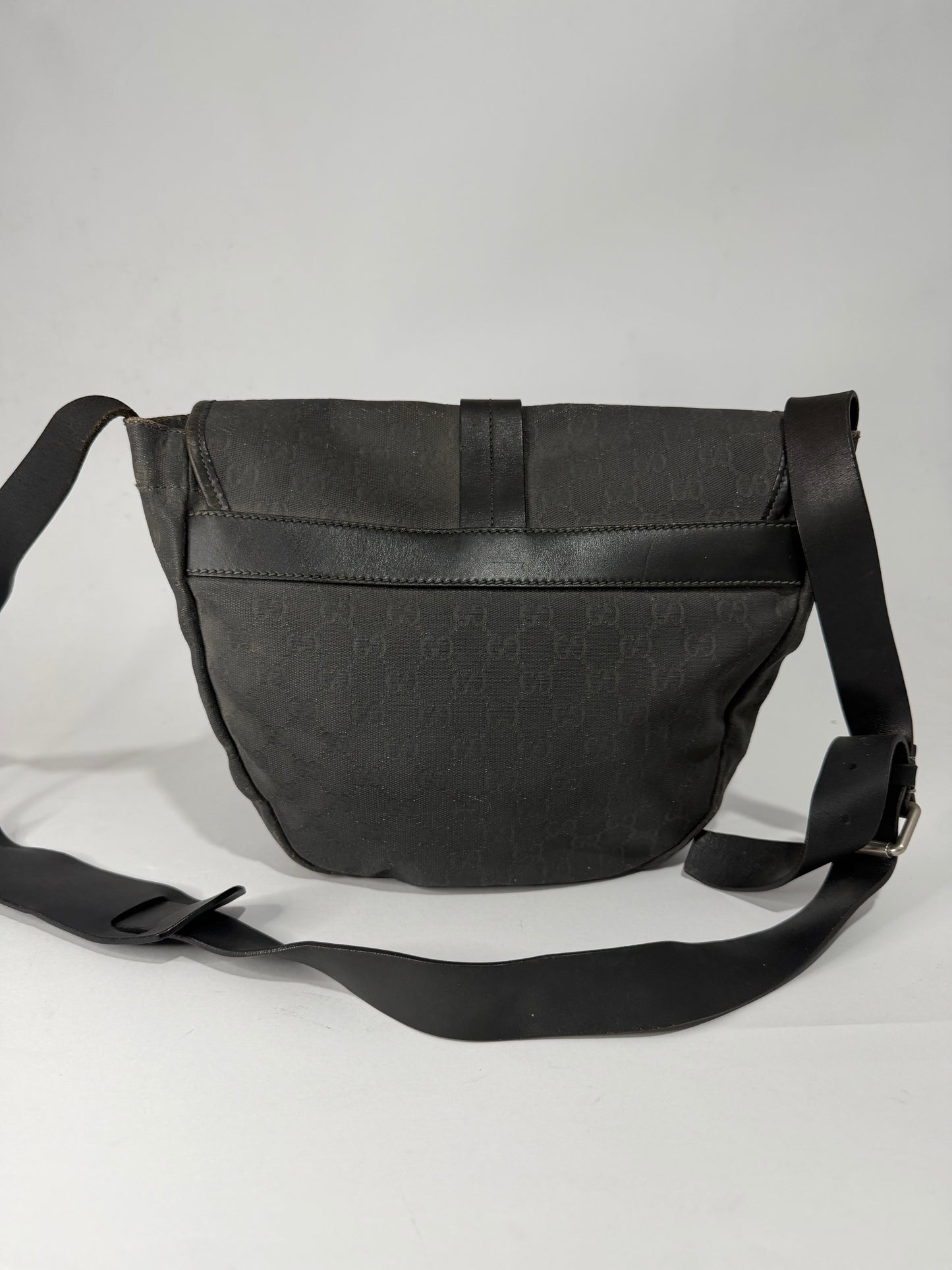 Authentic Gucci GG Canvas Messenger Bag Black