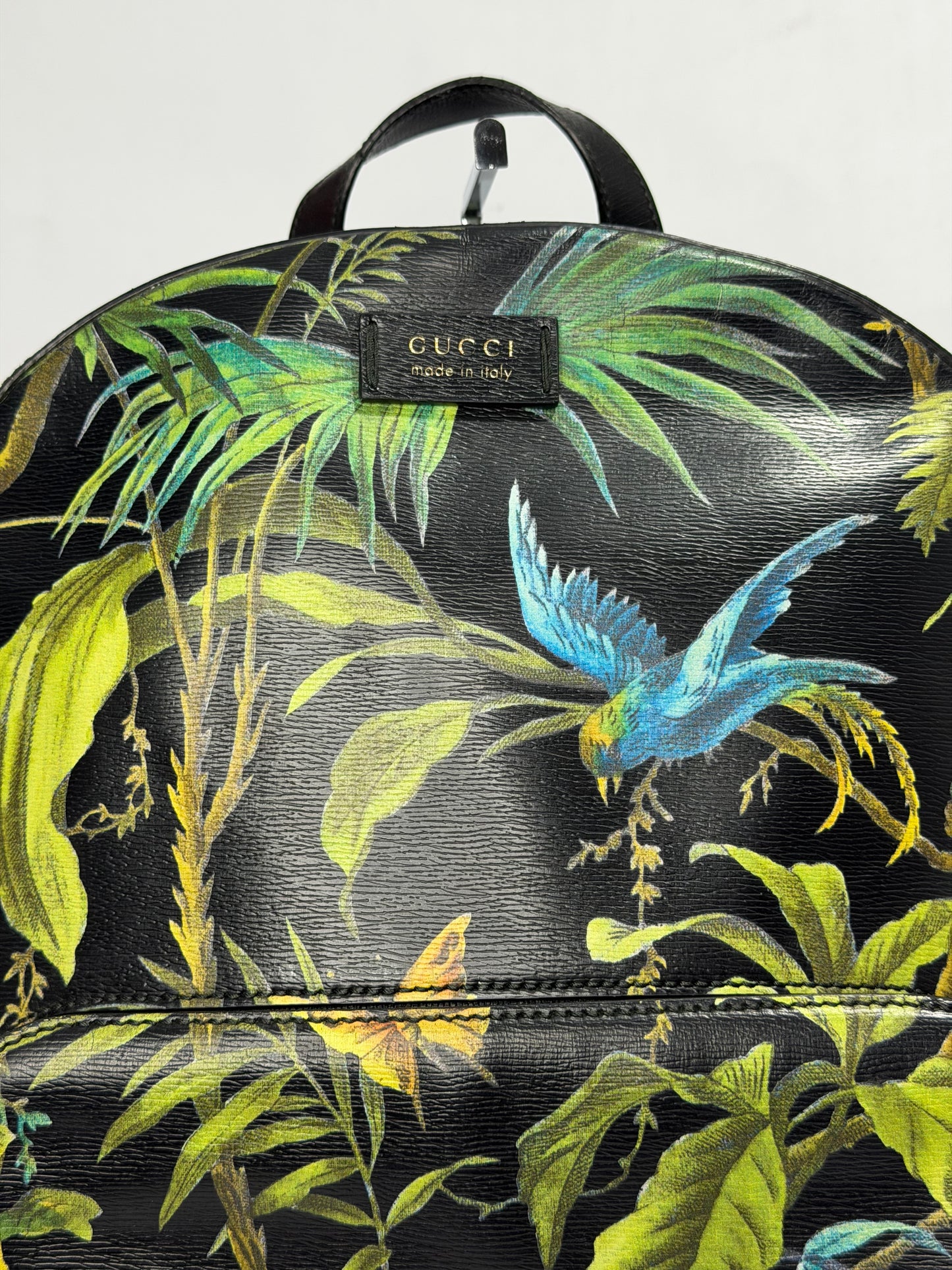 GUCCI
Calfskin Tropical Print Medium Day Backpack Black Multi