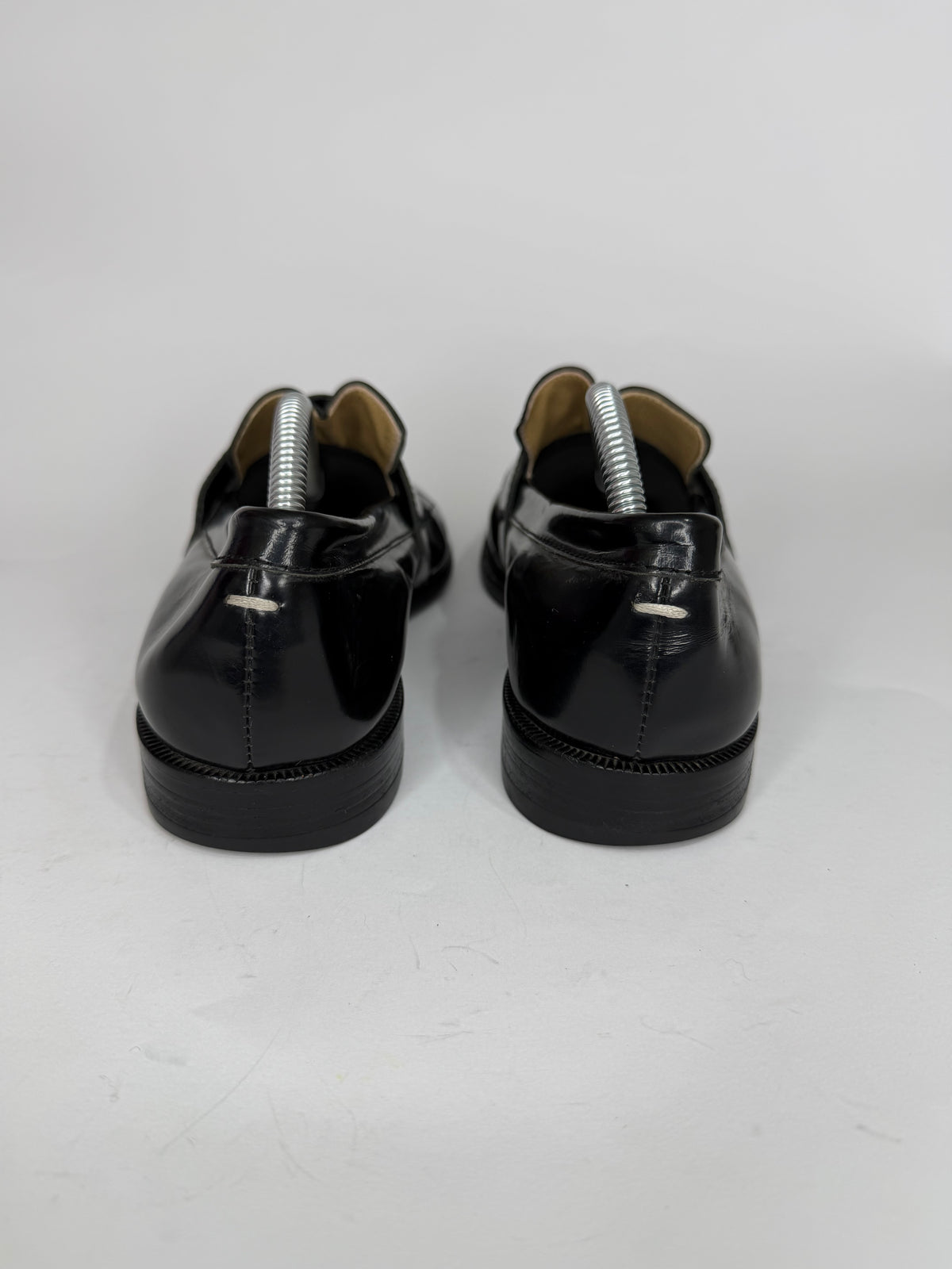 Maison MargeilaTabi strap split-toe loafers Size 38 EU/ 8 US/ 5 UK