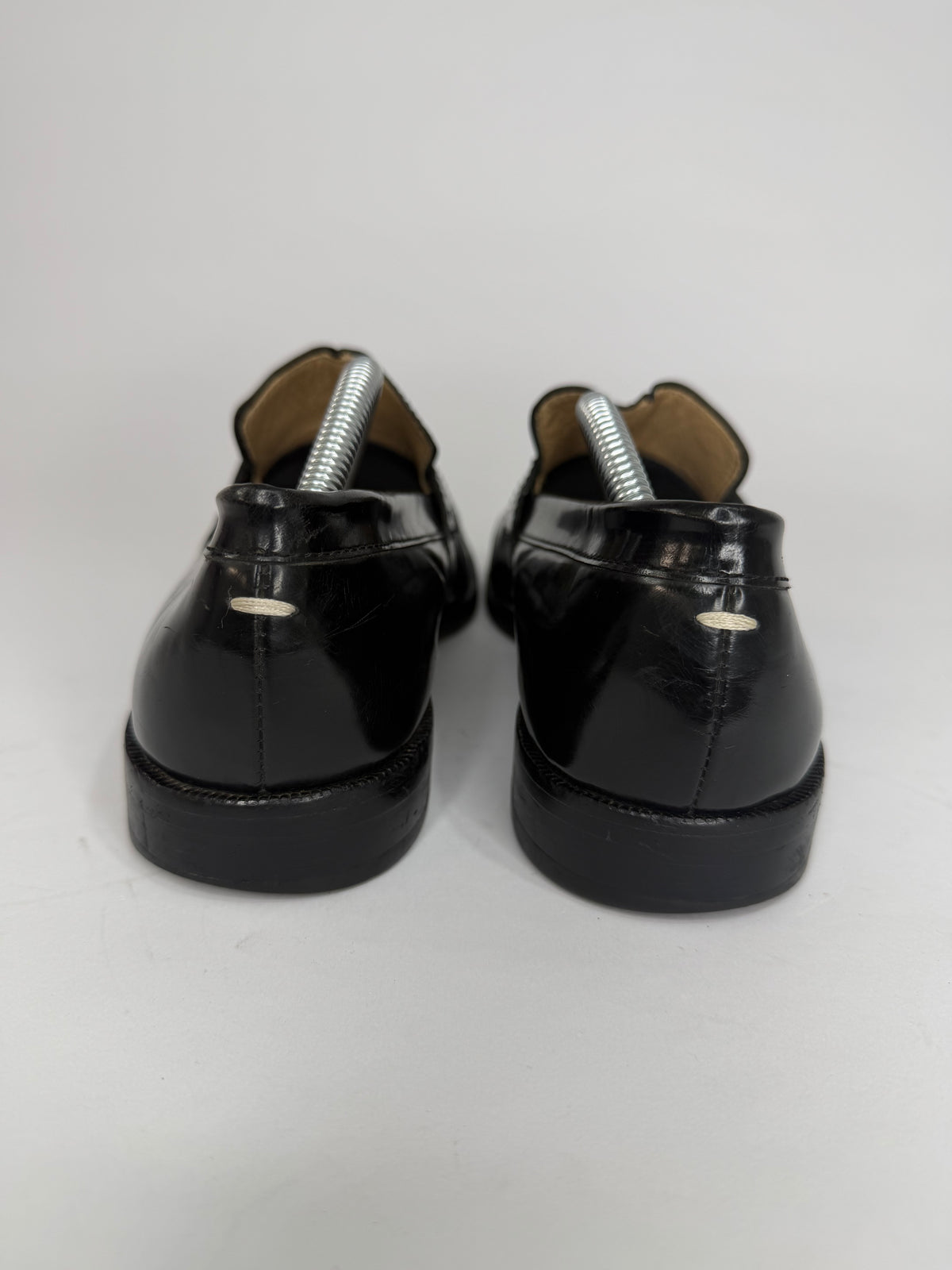 Maison MargeilaTabi split-toe loafers Size 39 EU/ 9 US/ 6 UK