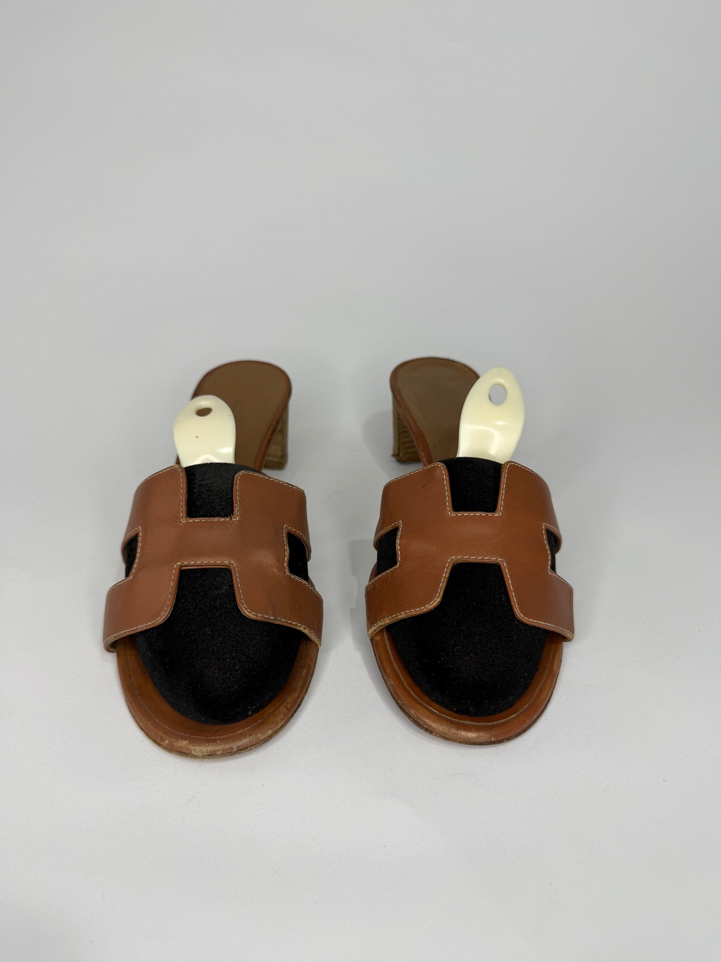 Hermes Brown Leather Oasis Slide Sandals Size 39 EU/ 9 US/ 6 UK
