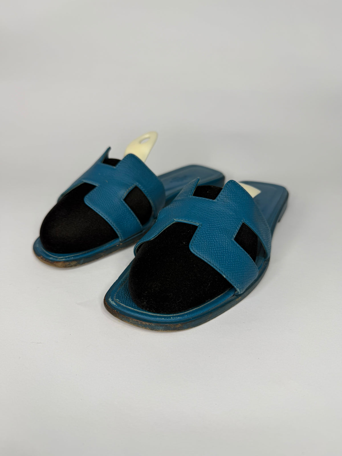 HERMES Blue Box Calfskin Oran Sandals 39 EU/ 9 US / 6 UK