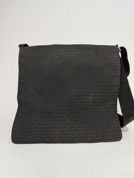 Dior Homme
Signature Messenger Bag Vintage