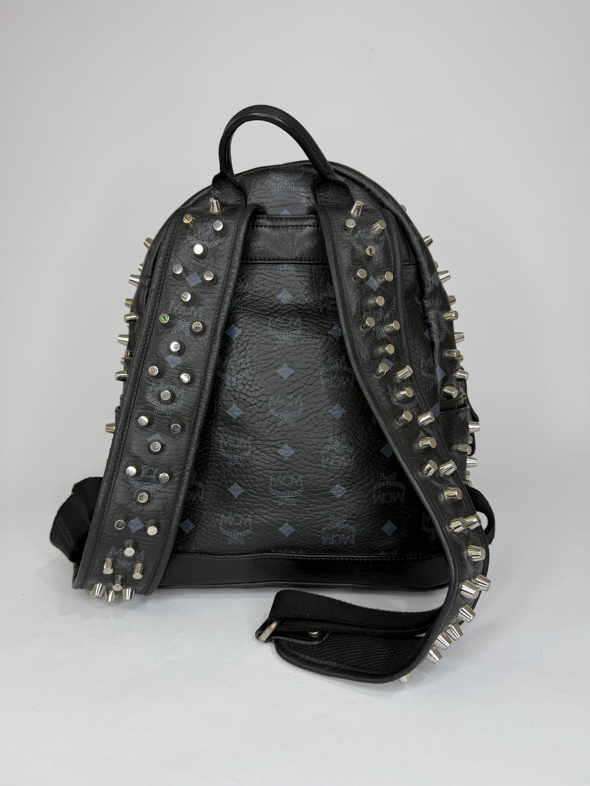 MCM
Visetos Medium Sprinkle Stud Stark Backpack Black