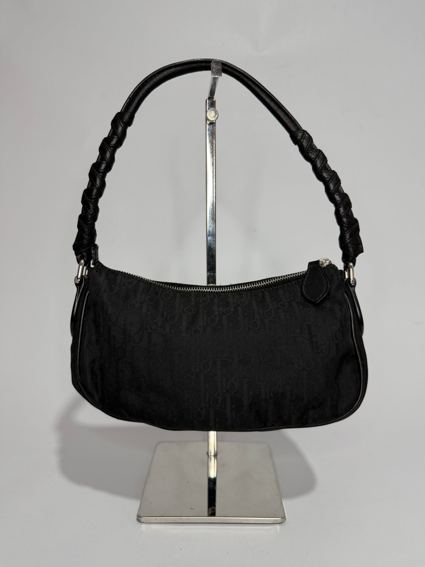 Christian Dior
Lovely Diorissimo Charm Pochette