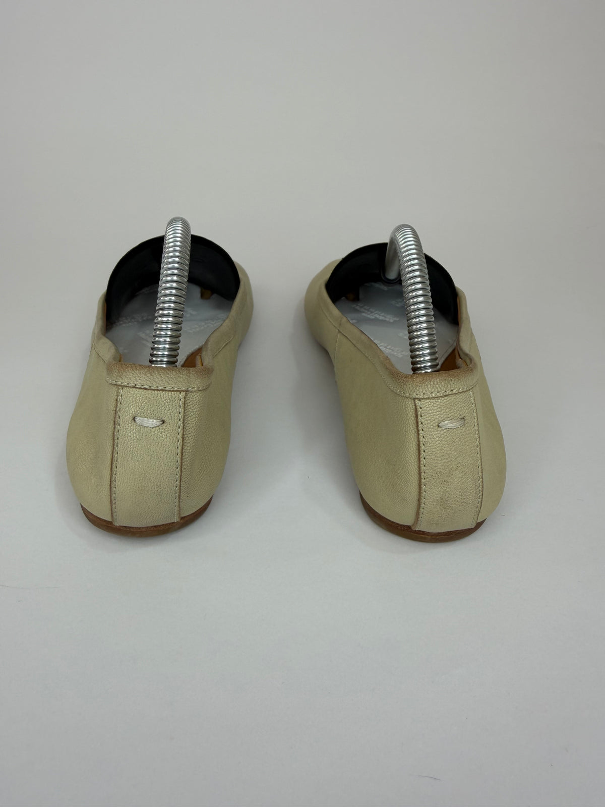 Maison Margiela Tabi Ballet Flats Khaki Leather Split-Toe EU 35 / 5  US/ 2 UK