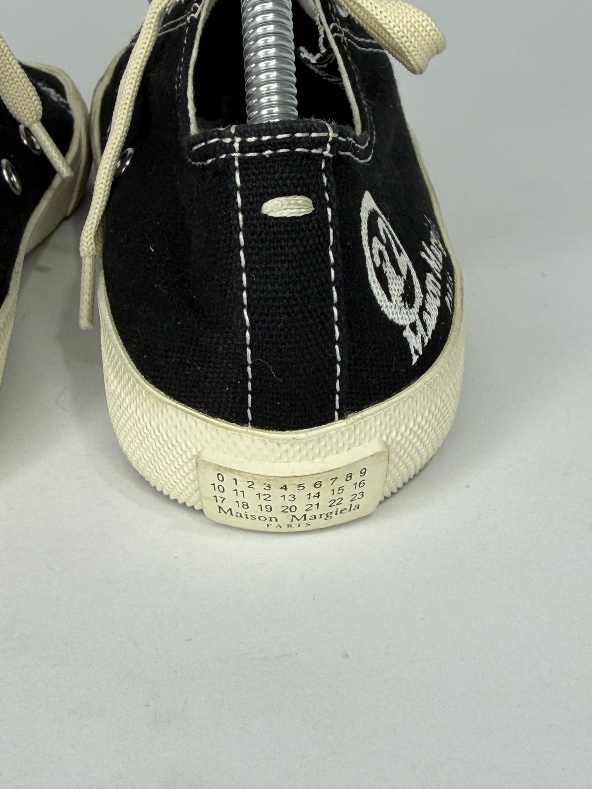 Maison MargielaTabi Low Sneaker Size 36 EU/ 6 US/ 3 UK