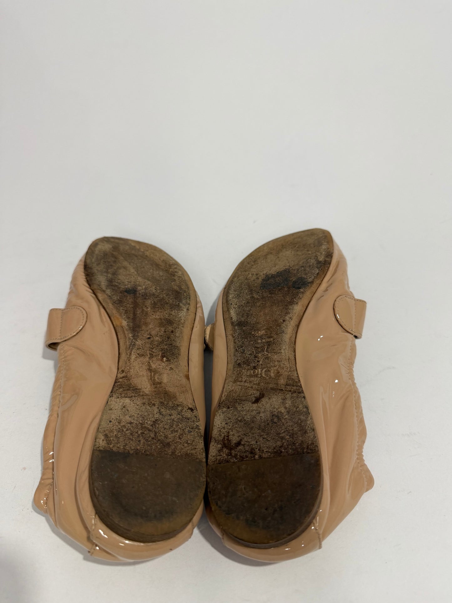 Christian Dior
Patent Leather Mary Jane Flats Size 36.5 EU/ 6.5 US