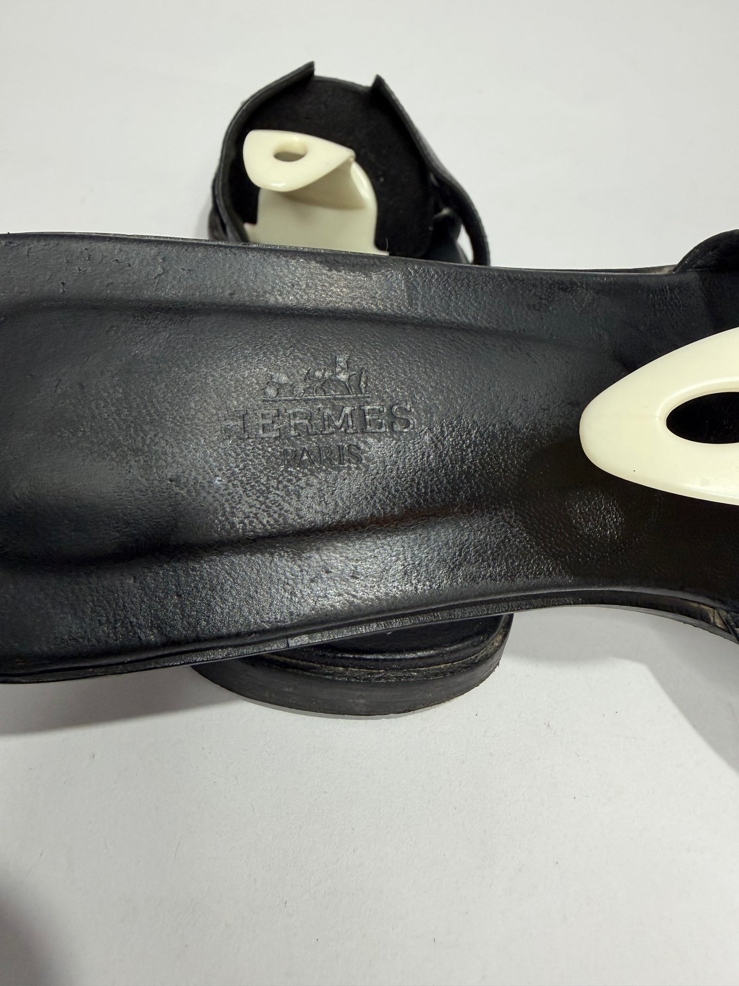 HERMES Black Epsom Oran Sandals Size 42 EU/12 US / 8 UK