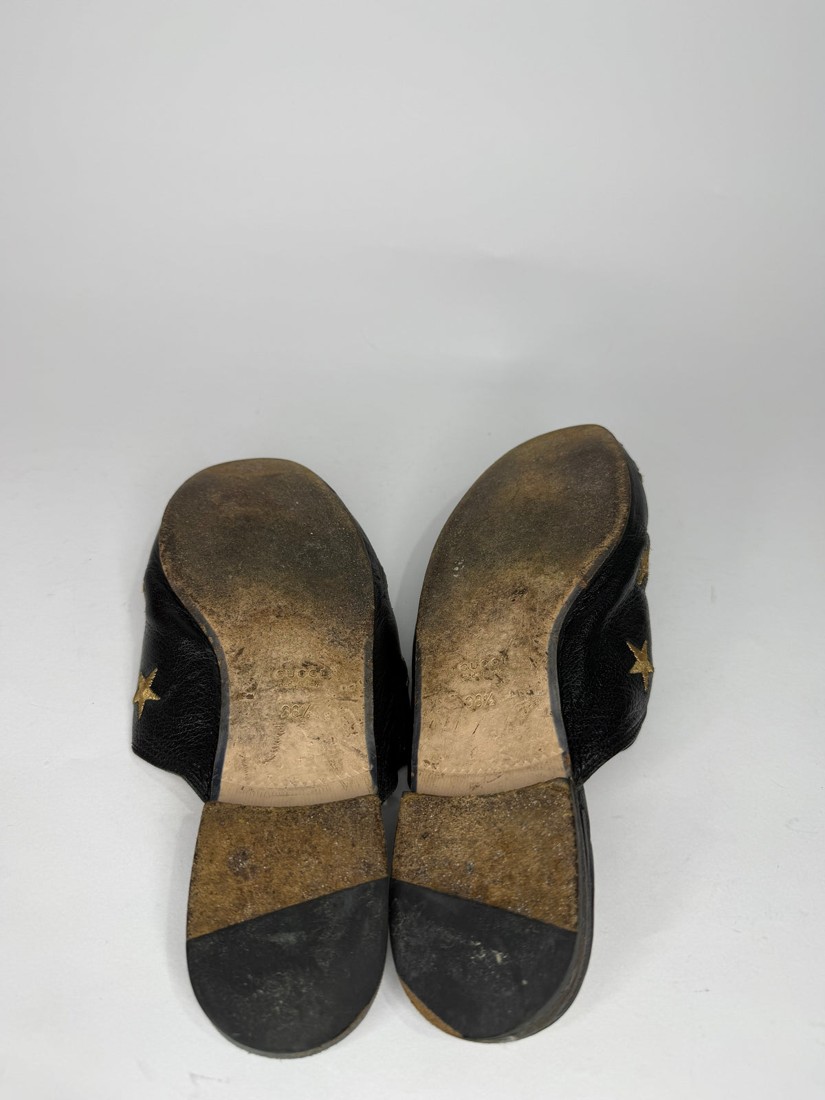 Gucci
Horsebit Accent Leather Mules
Women's Size 38.5 EU/ 8.5 US/ 5.5 UK