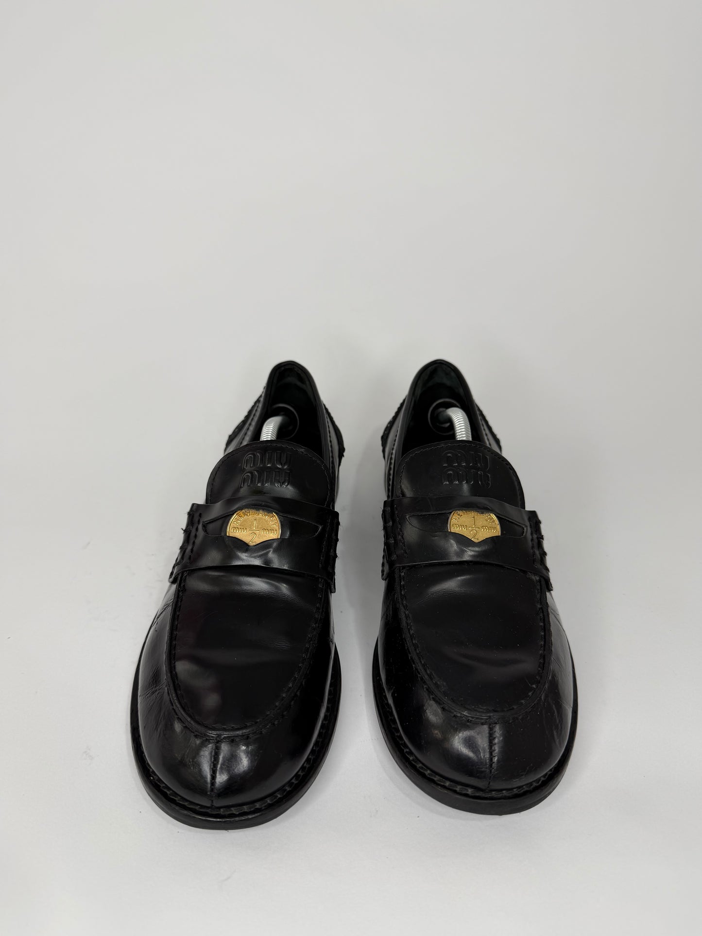 Miu Miu
Black Leather Penny Loafers
Women's Size: 9 US | IT 39