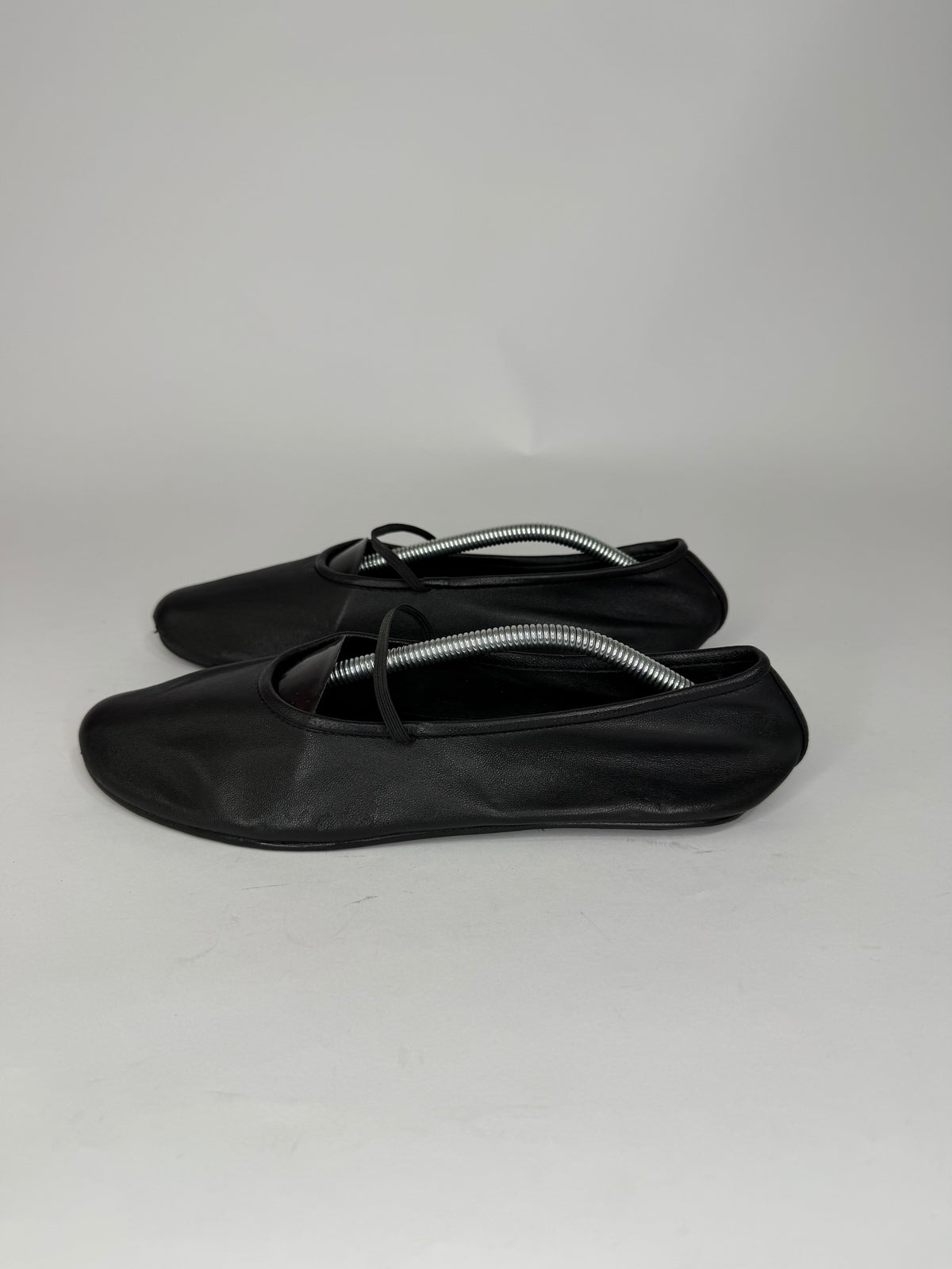The Row Black Leather Elastic Ballet Flats Size 38 EU/ 8 US