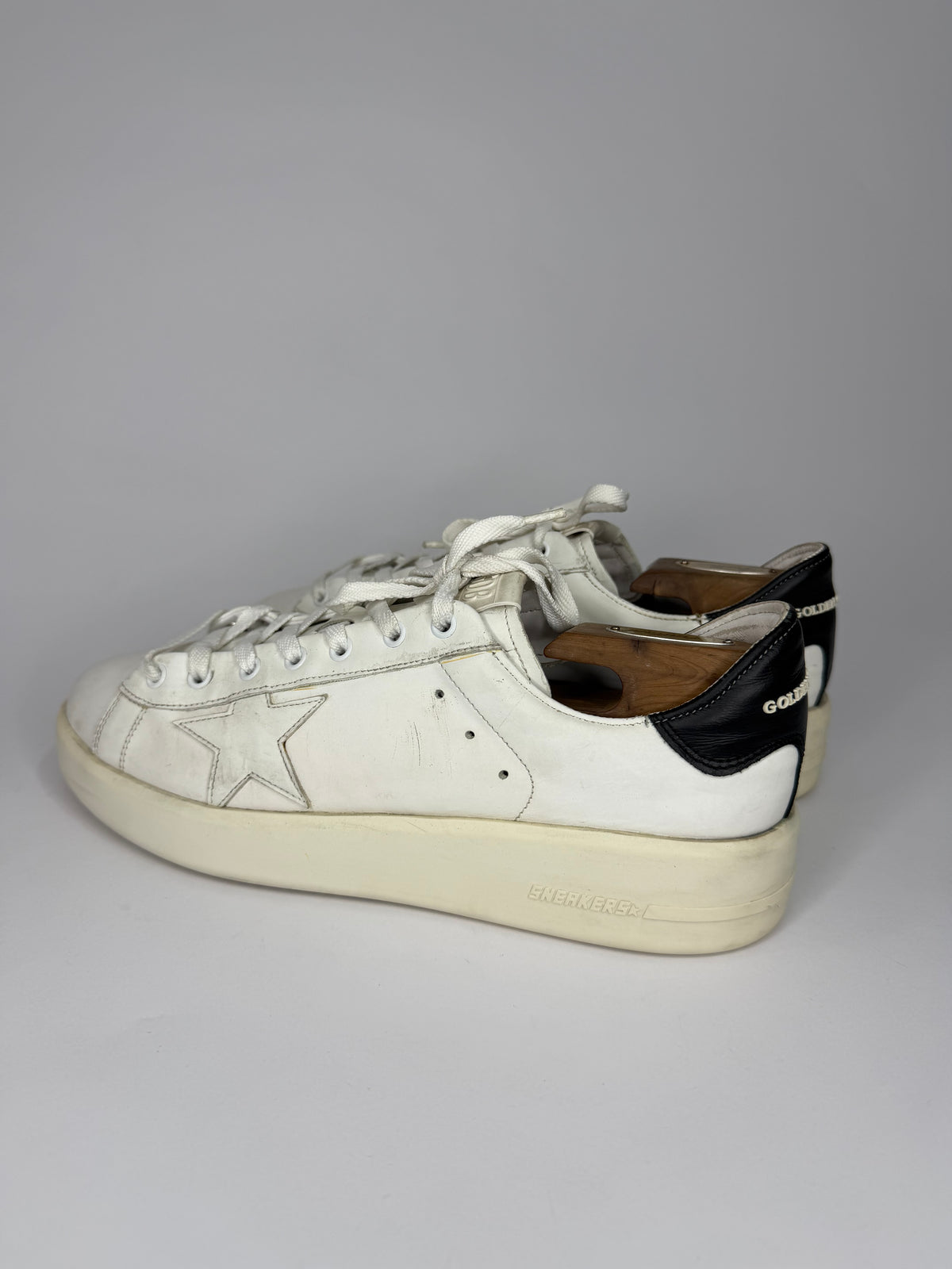 Golden Goose PureStar Size 43 White/Black Leather Low Top Sneakers