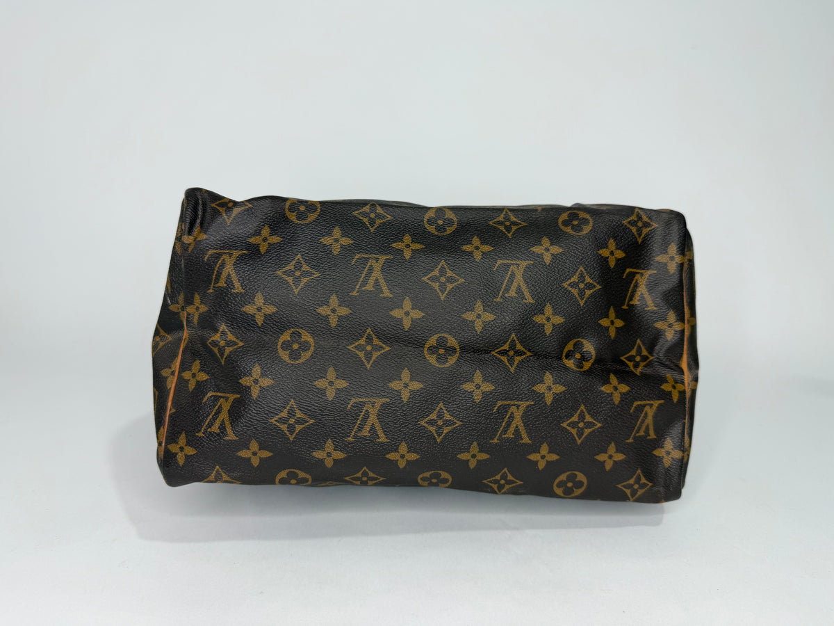 LOUIS VUITTON Monogram Speedy 30