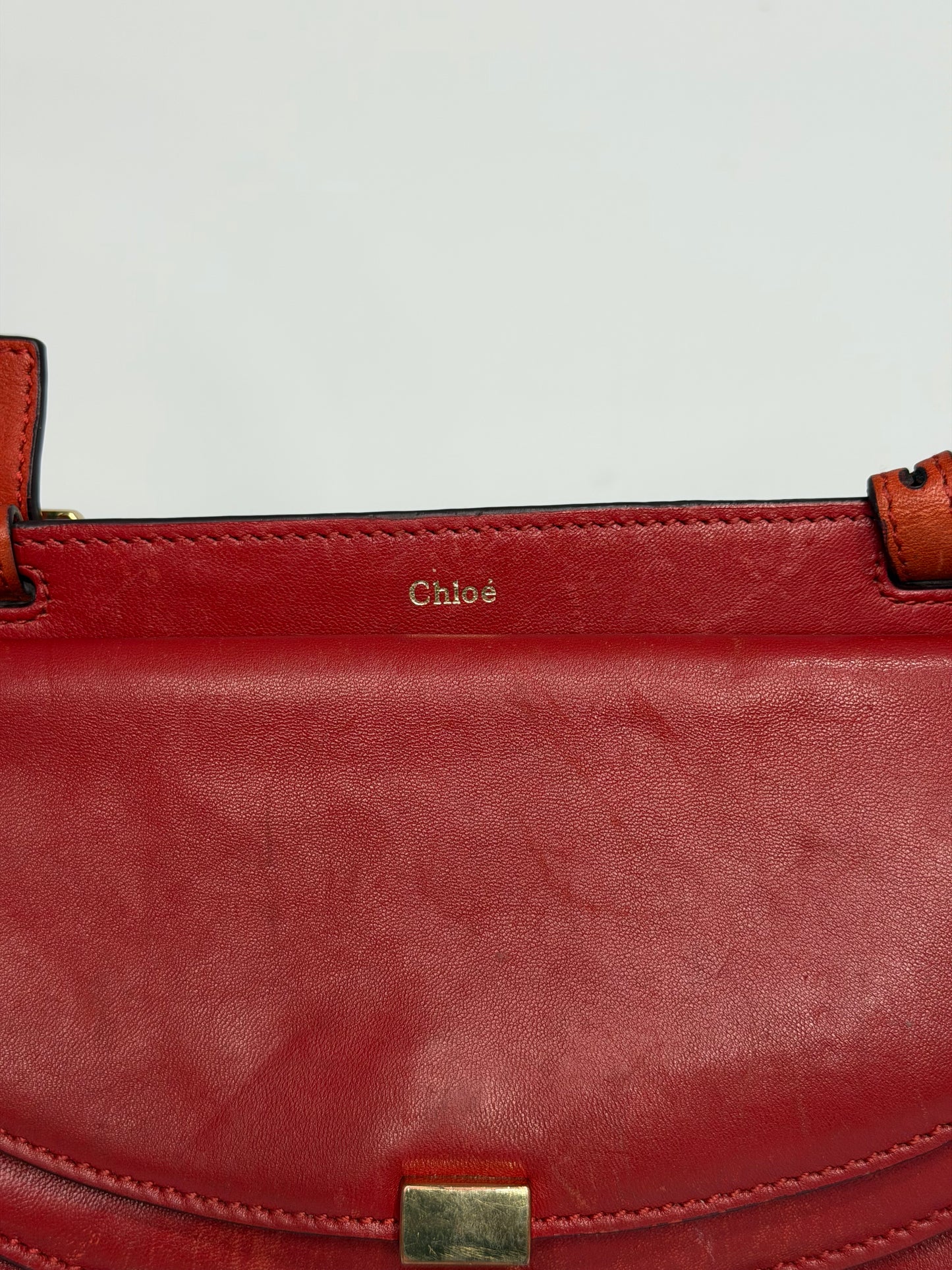 Chloé
Signature Crossbody