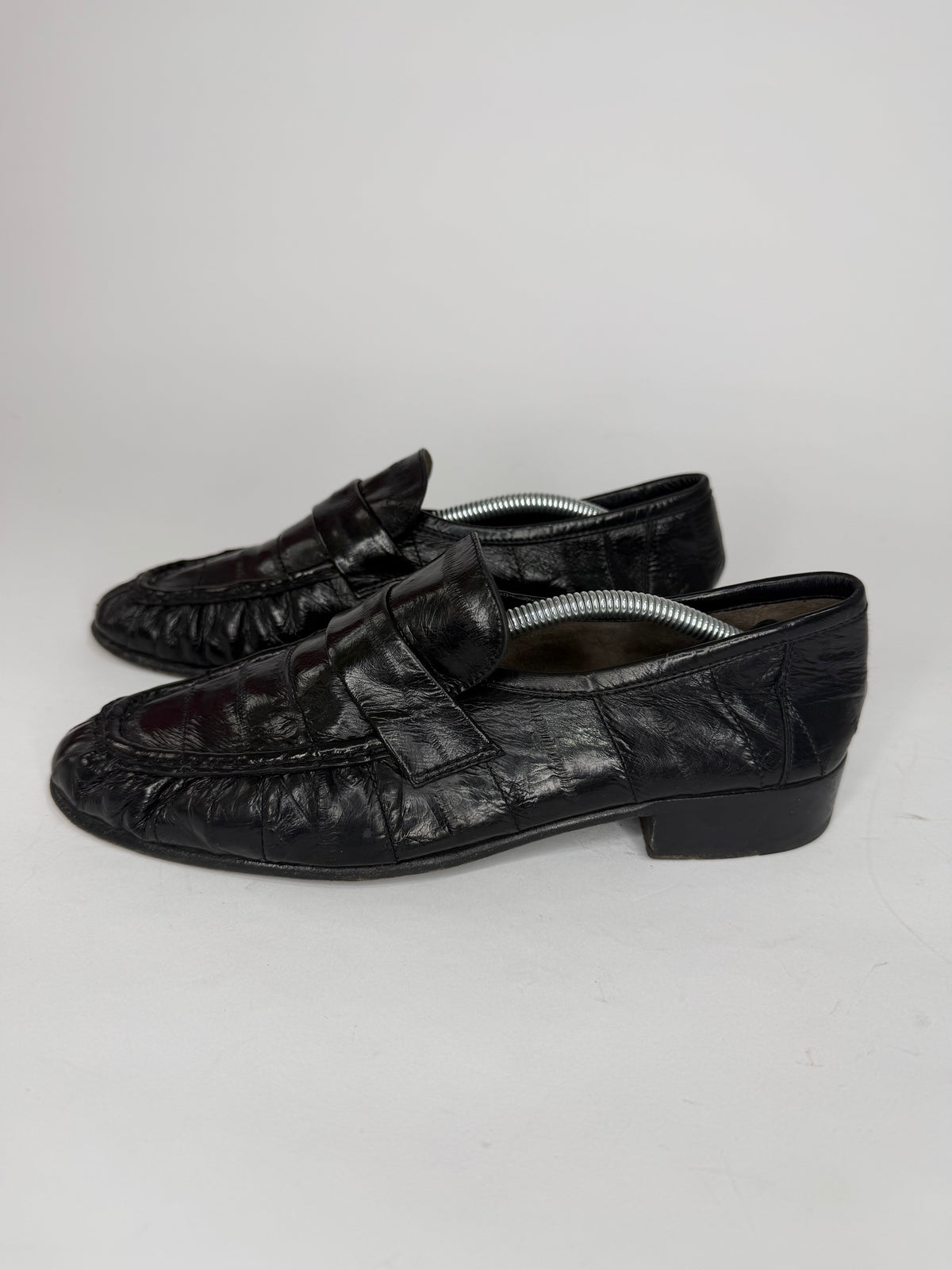The Row
Soft Eel Skin Leather Dress Loafers Size 38 EU/ 8 US/ 5 UK