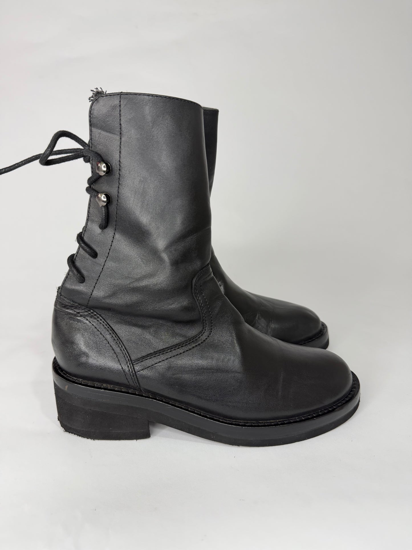 Ann Demeulemeester

Heiko Laced Back Ankle Boots Size 35 EU/ 5 US/ 2 UK