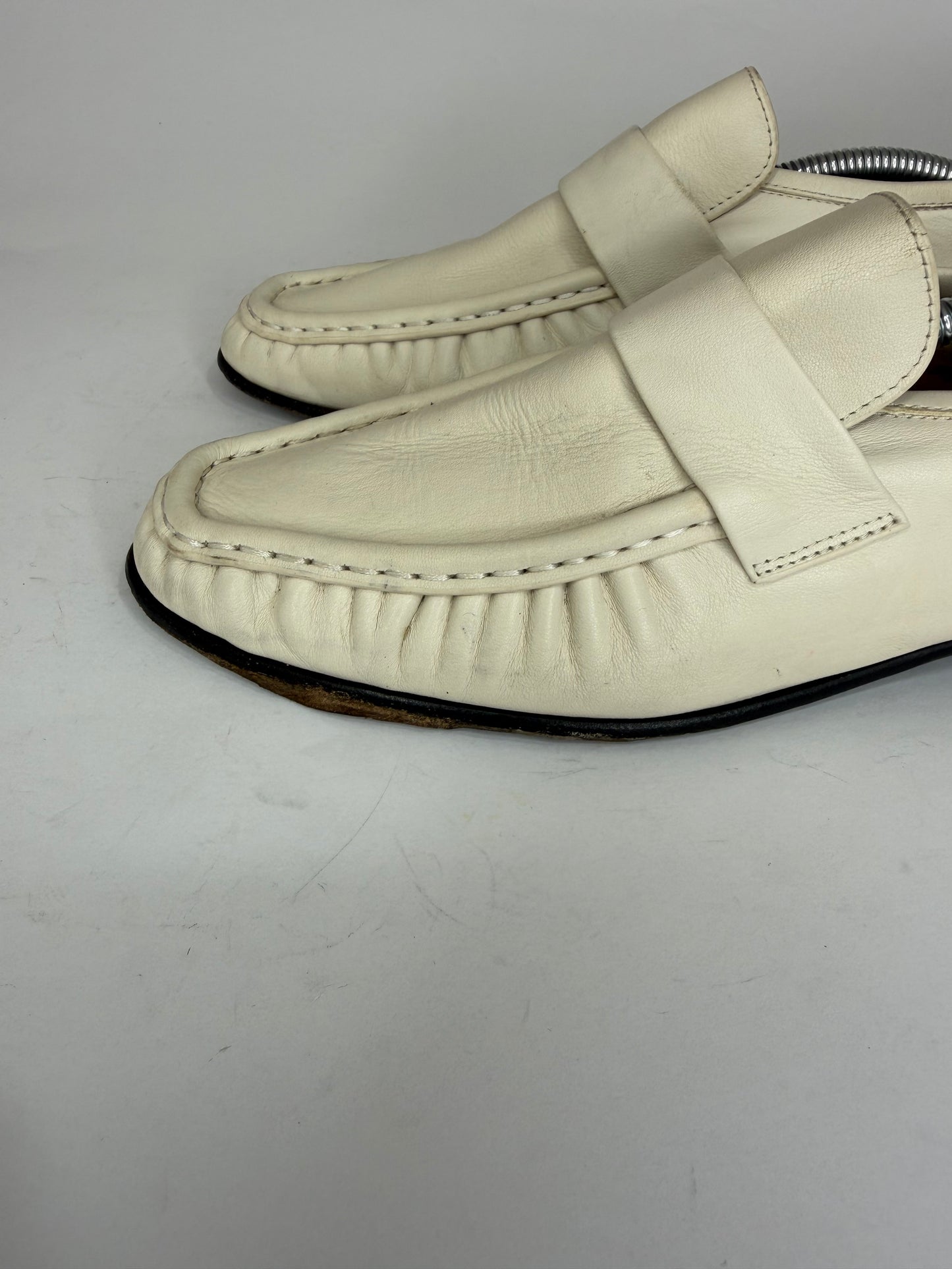 The Row Off-White Soft Loafers
 Size 39 EU/ 9 US/ 6 UK