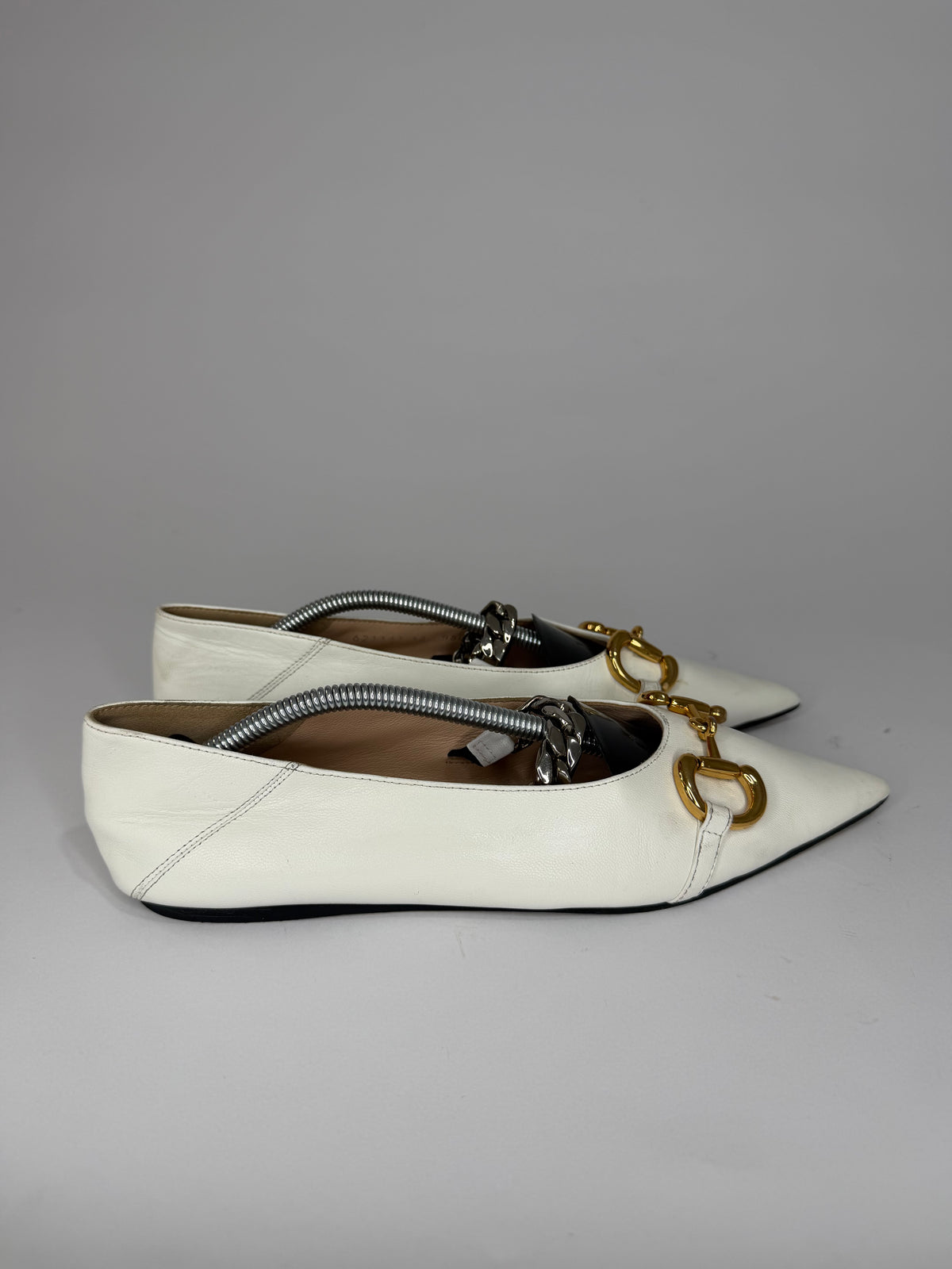 Gucci White Horsebit Ballet Flats Size 38 EU/ 8 US