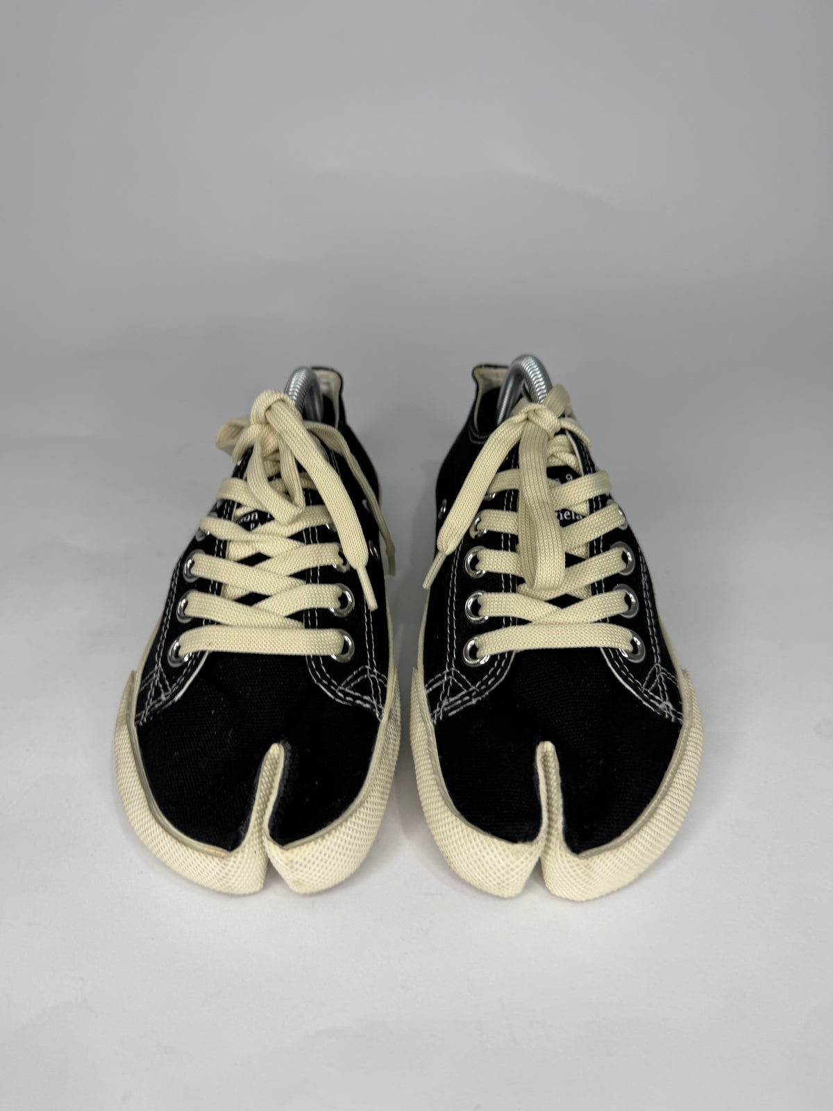 Maison MargielaTabi Low Sneaker Size 36 EU/ 6 US/ 3 UK