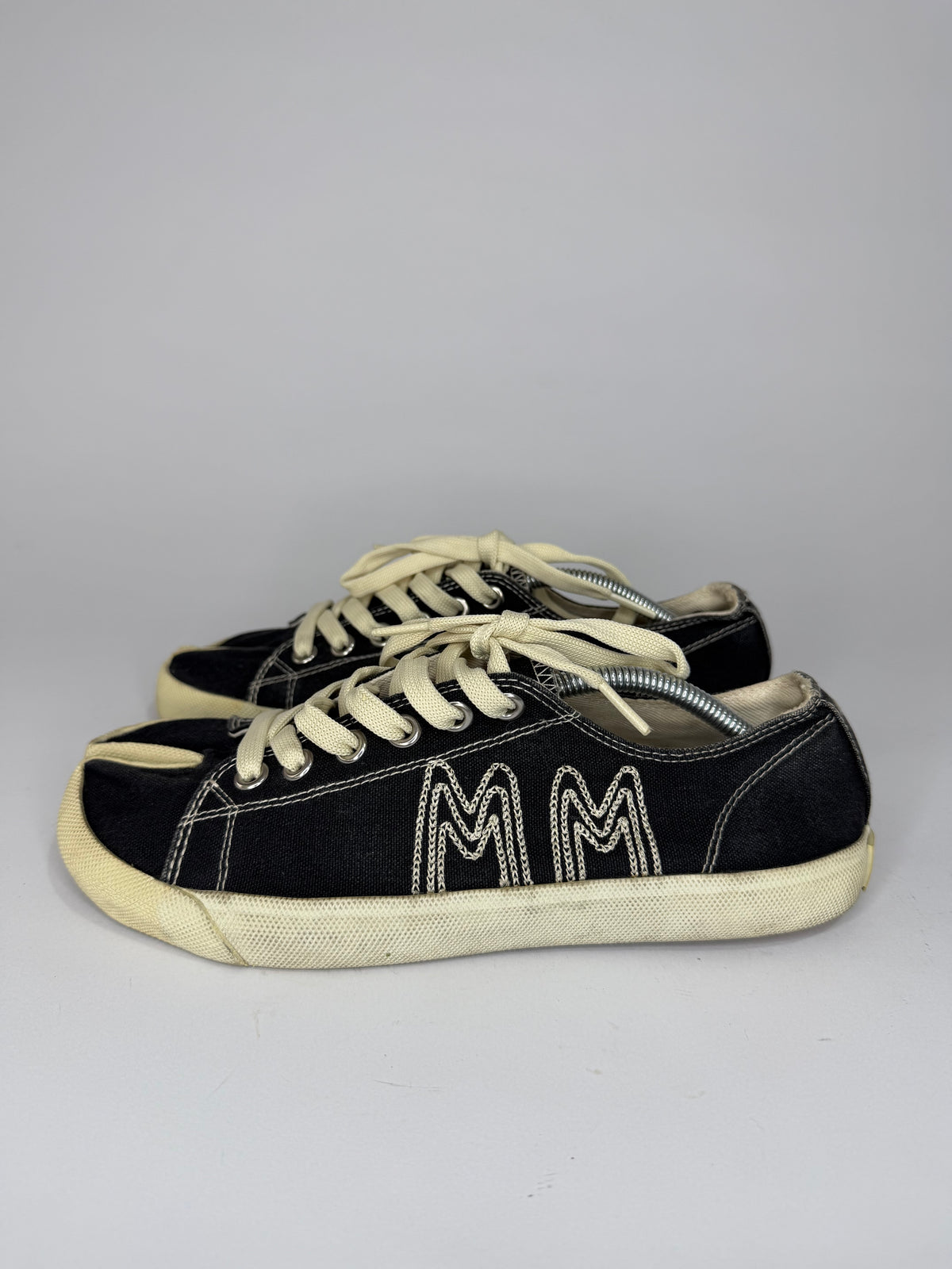 Maison Margiela Black Canvas Embroidery Tabi Sneakers Size 39 EU/ 7 US