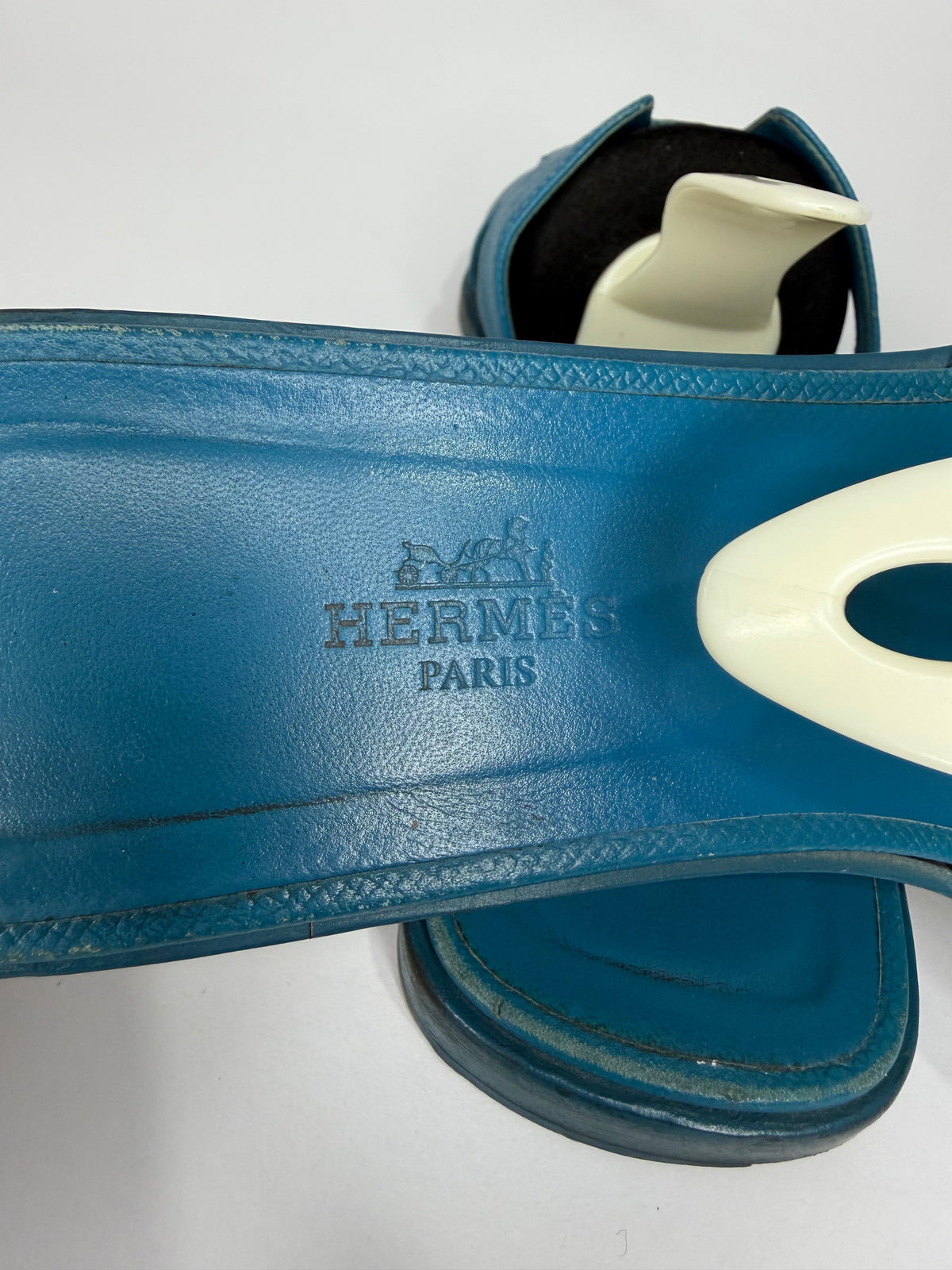 HERMES Blue Box Calfskin Oran Sandals 39 EU/ 9 US / 6 UK