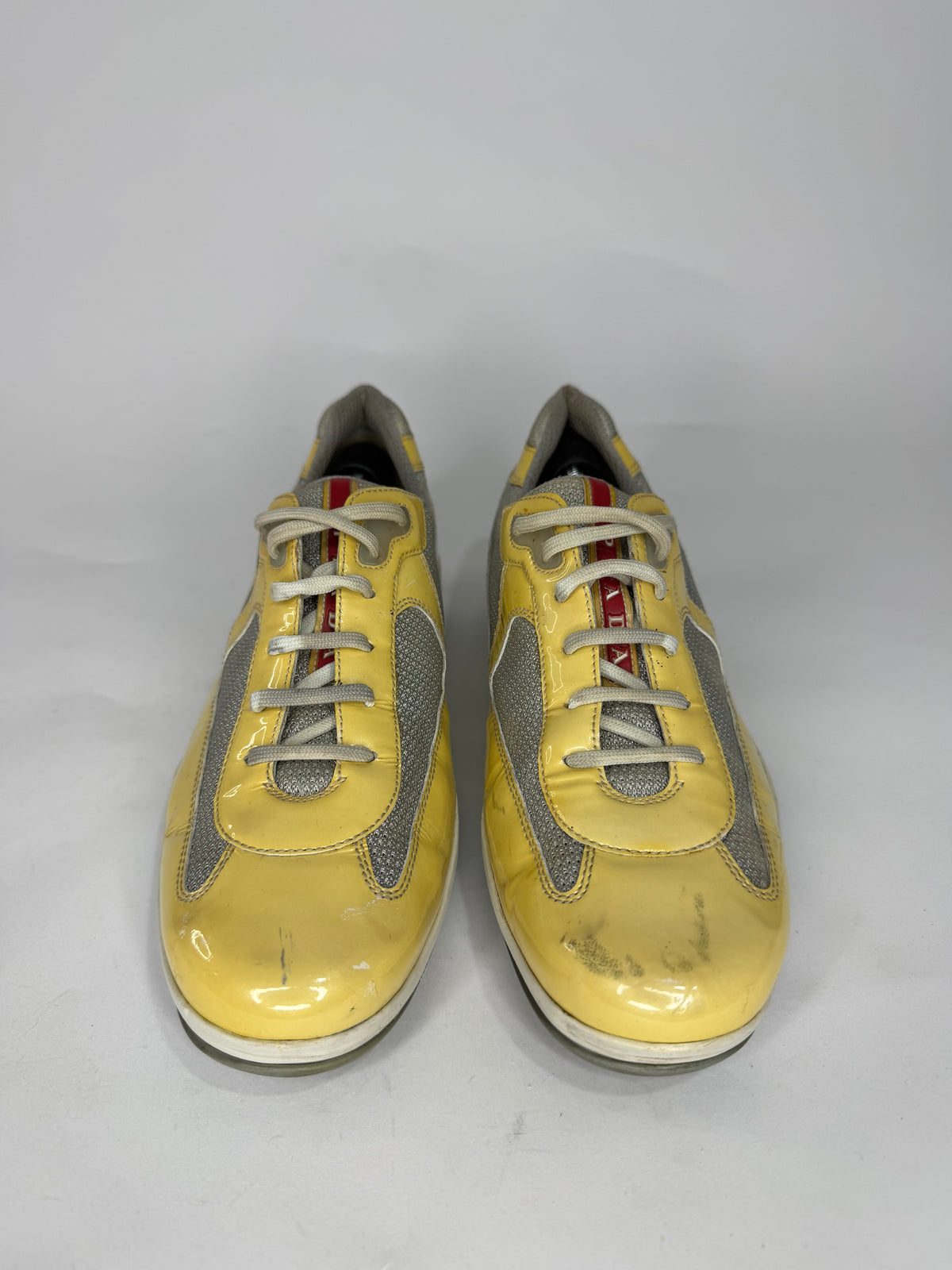 VINTAGE PRADA AMERICA CUP TRAINERS IN CREAM & SILVER Size 7 US