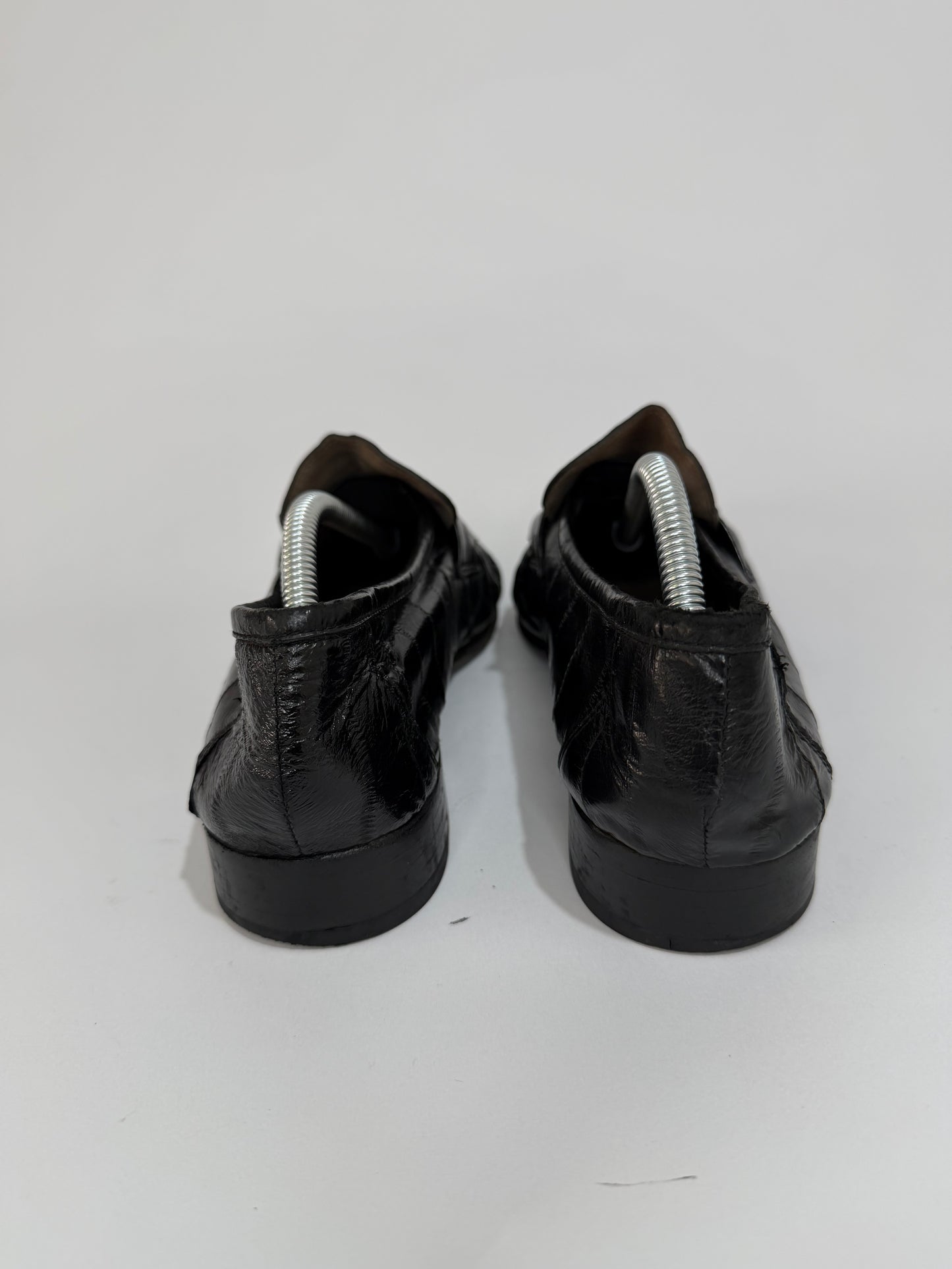 The Row
Soft Eel Skin Leather Dress Loafers Size 37 EU/ 7 US/ 4 UK