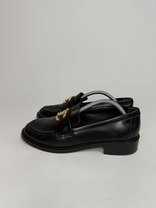 Chanel
Interlocking CC Logo Loafers
Women's Size