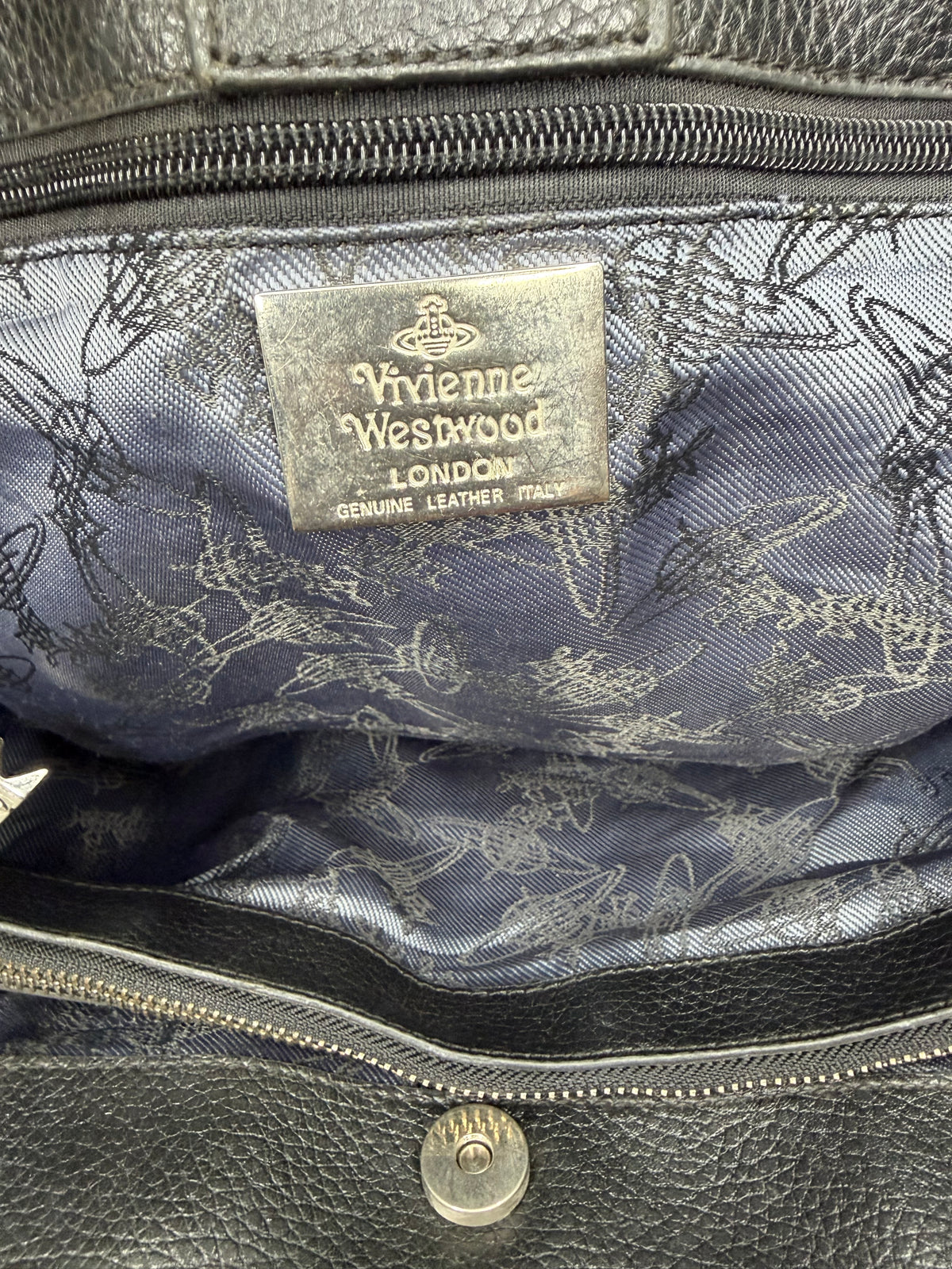 VIVIENNE WESTWOOD Black Leather Large Yasmine Tote