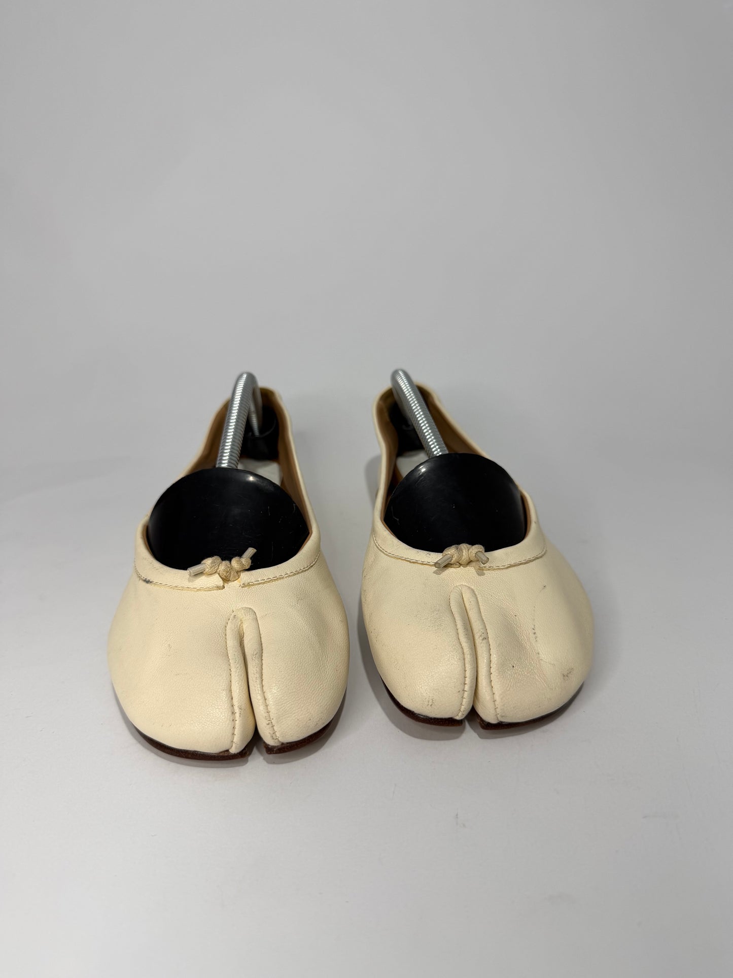 Maison Margiela Tabi Ballet Flats Ivory Leather Split-Toe EU 38