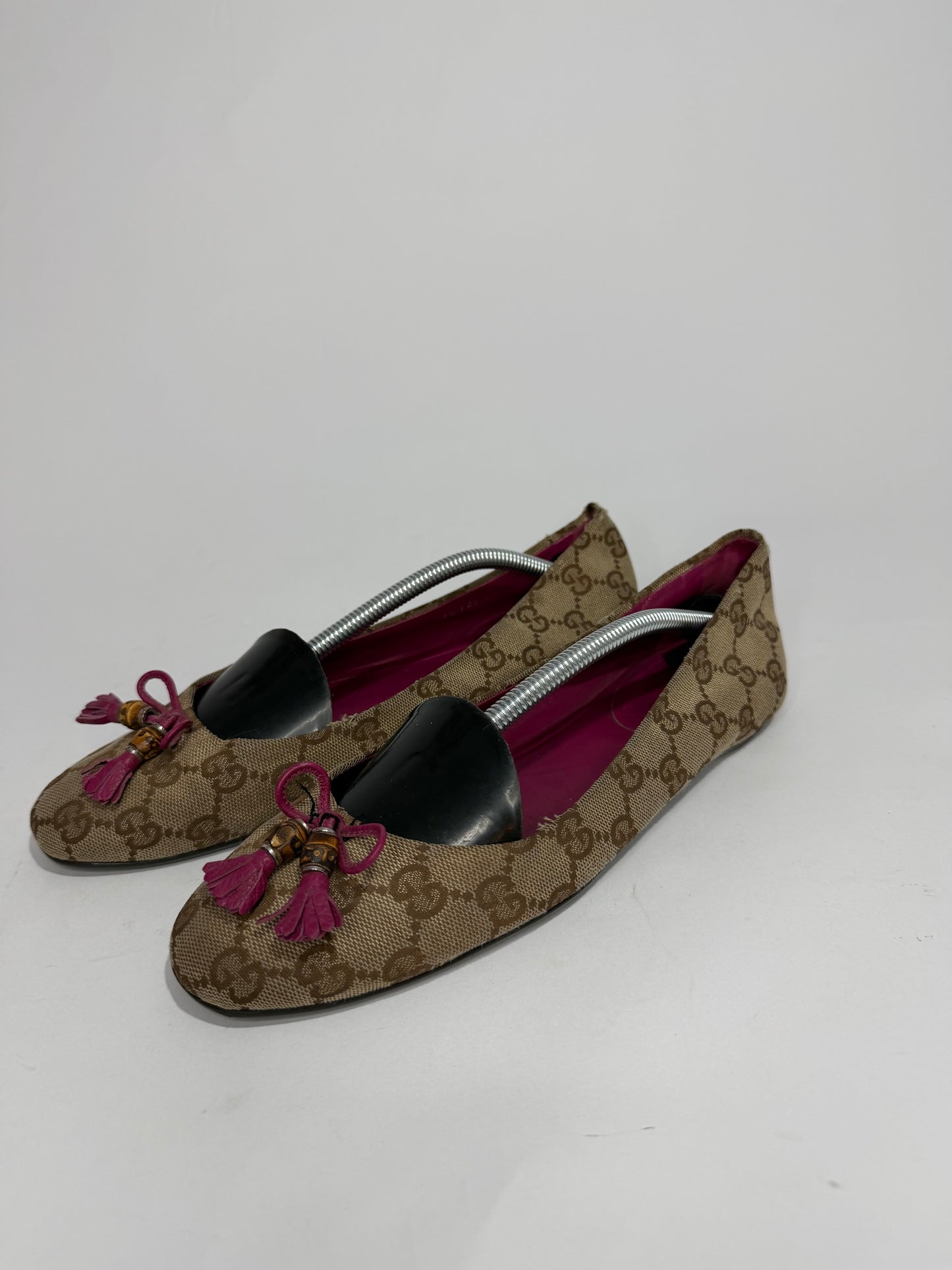Gucci Beige/ Pink GG Canvas Bamboo Bow Tassel Ballet Flats Size 38