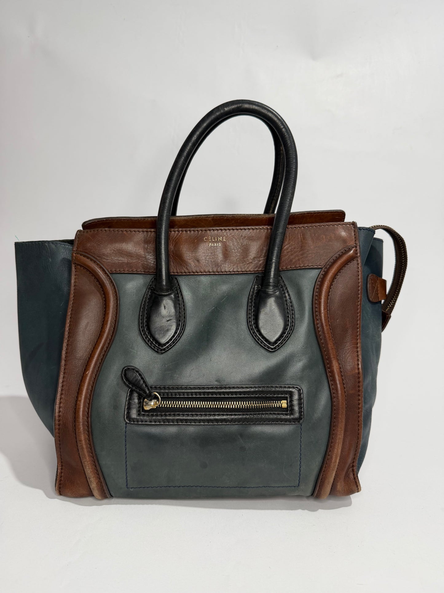 CELINE
Tri-Color Calfskin Leather Large Luggage Tote Bag