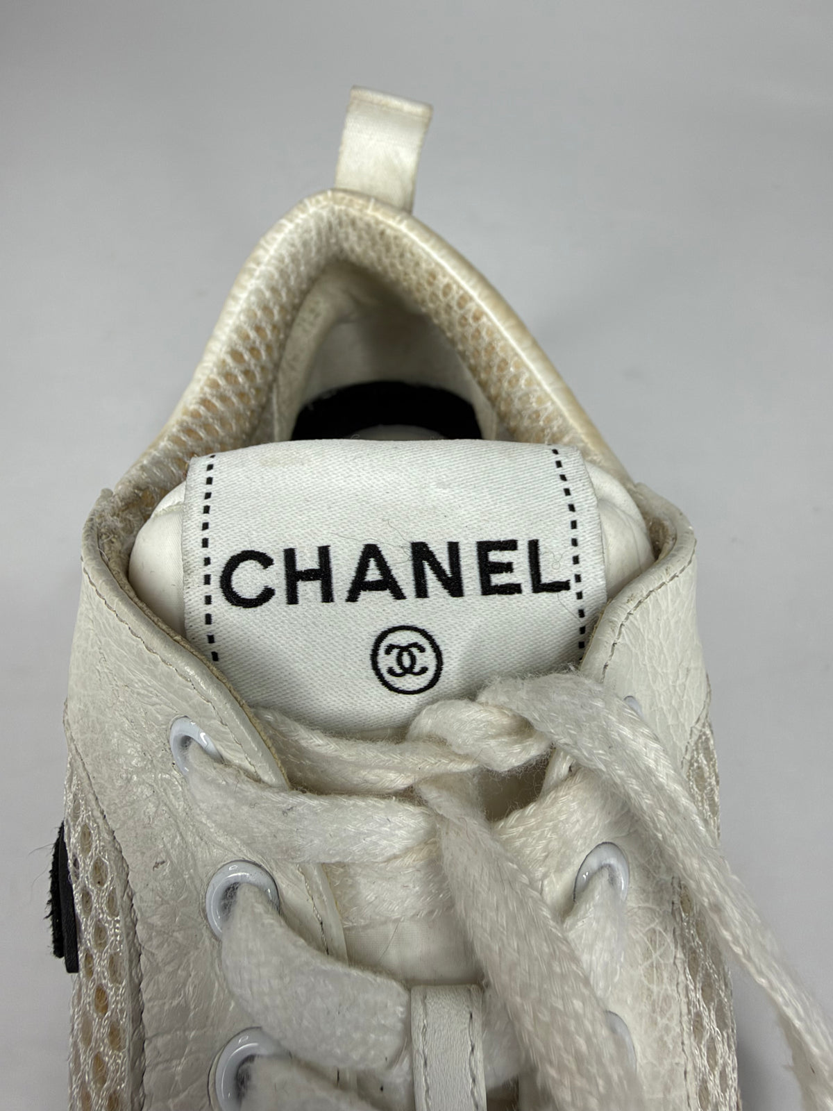 Chanel White Leather and Mesh CC Low Top Sneakers Size 38 EU/ 8 US/ 5 UK
